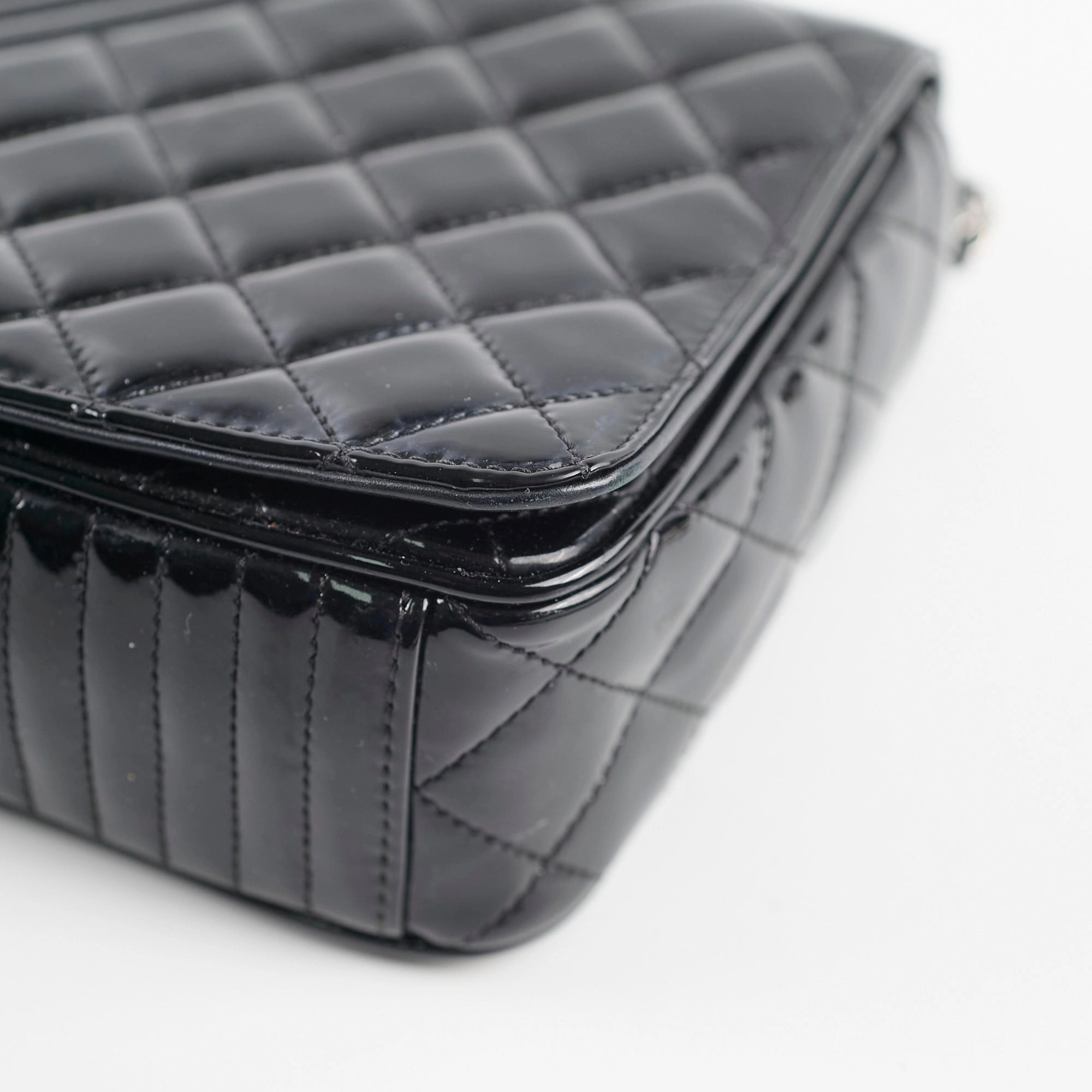 Chanel Patent Medium Coco Boy Flap Black