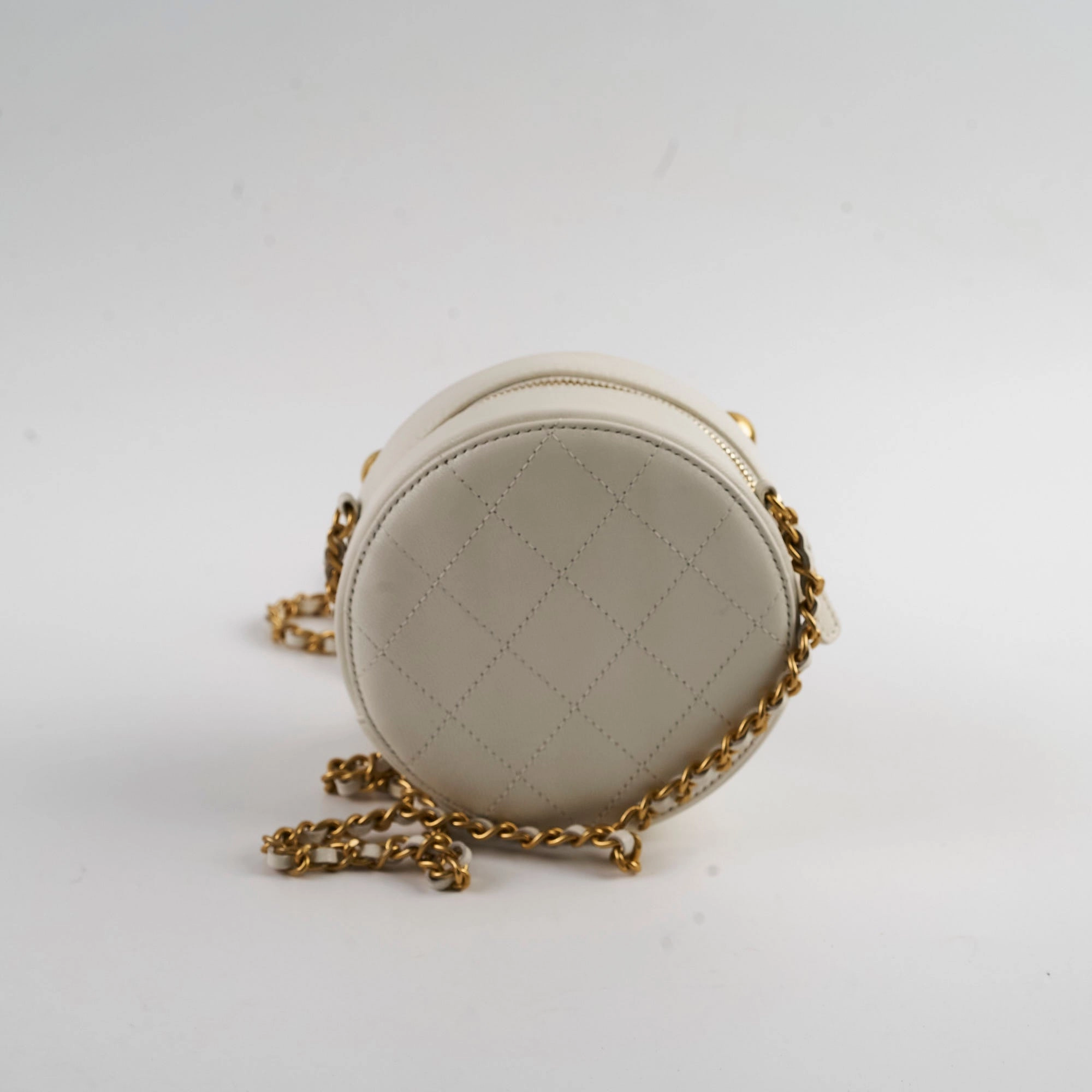 Chanel Pearl Round Bag White Series 29