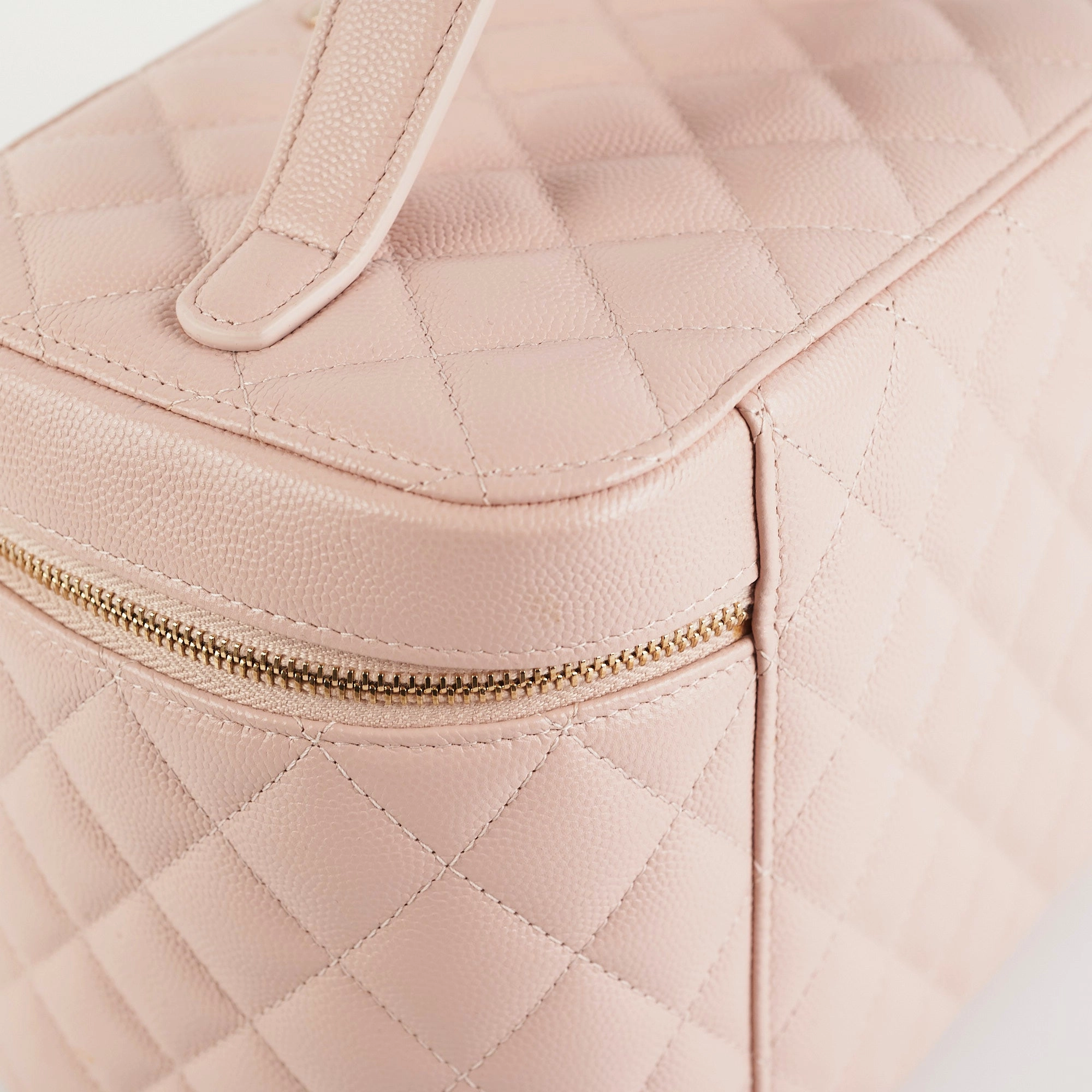 Chanel Pink Caviar Vanity - 21C