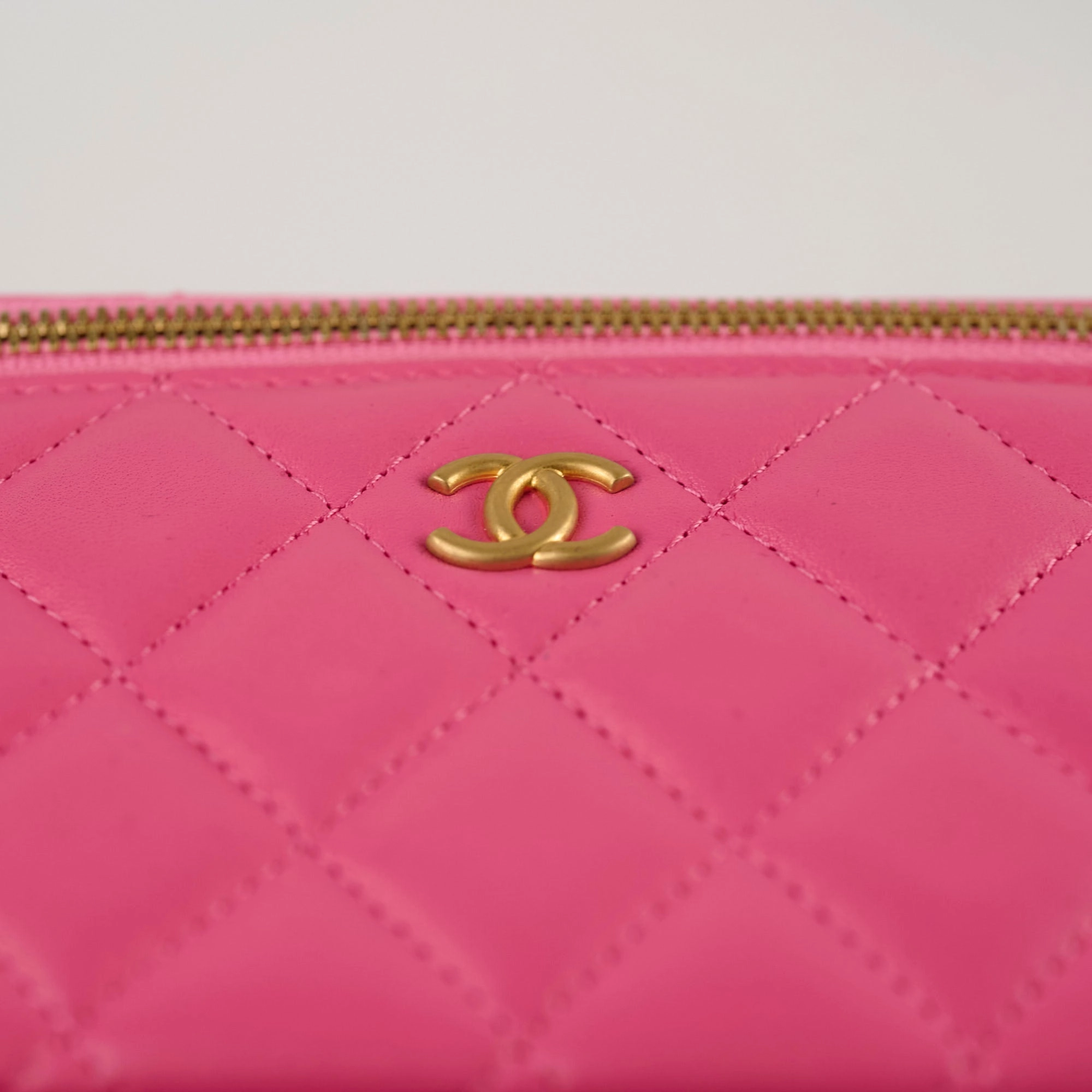 Chanel Pink Vanity Coco Chain (microchip)