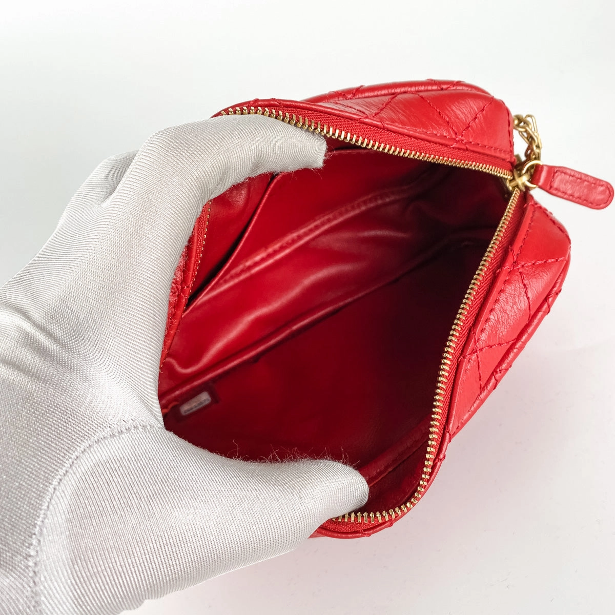 Chanel Quilted Calfskin 2.55 Reissue Mini Camera Bag Red