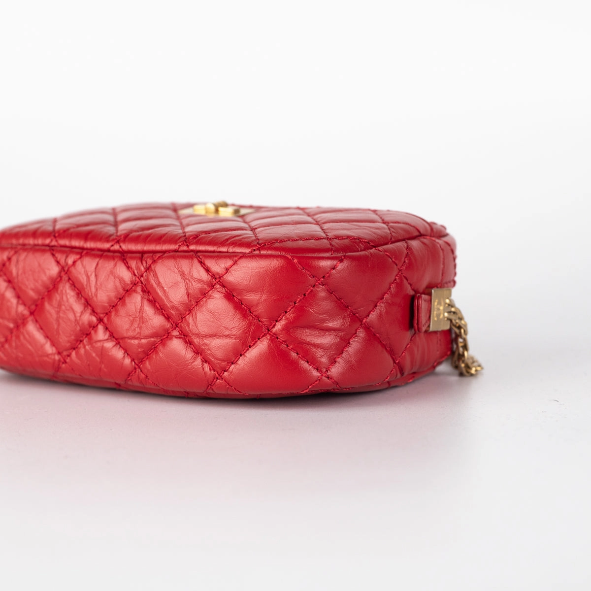 Chanel Quilted Calfskin 2.55 Reissue Mini Camera Bag Red