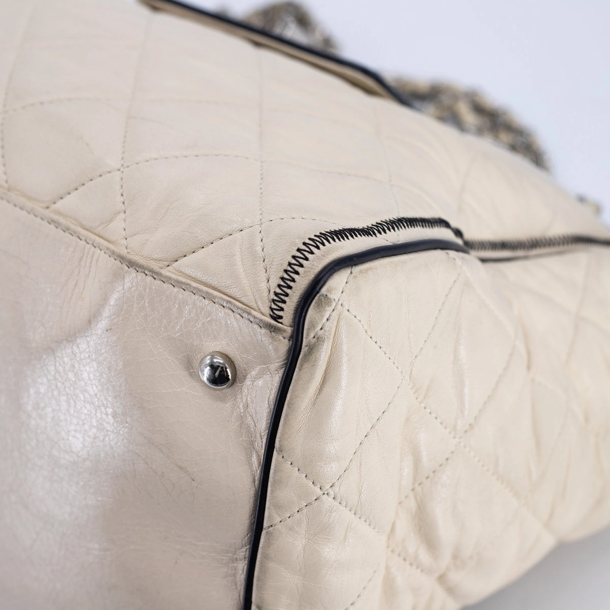 Chanel Quilted Calfskin Shoulder Bag Cream