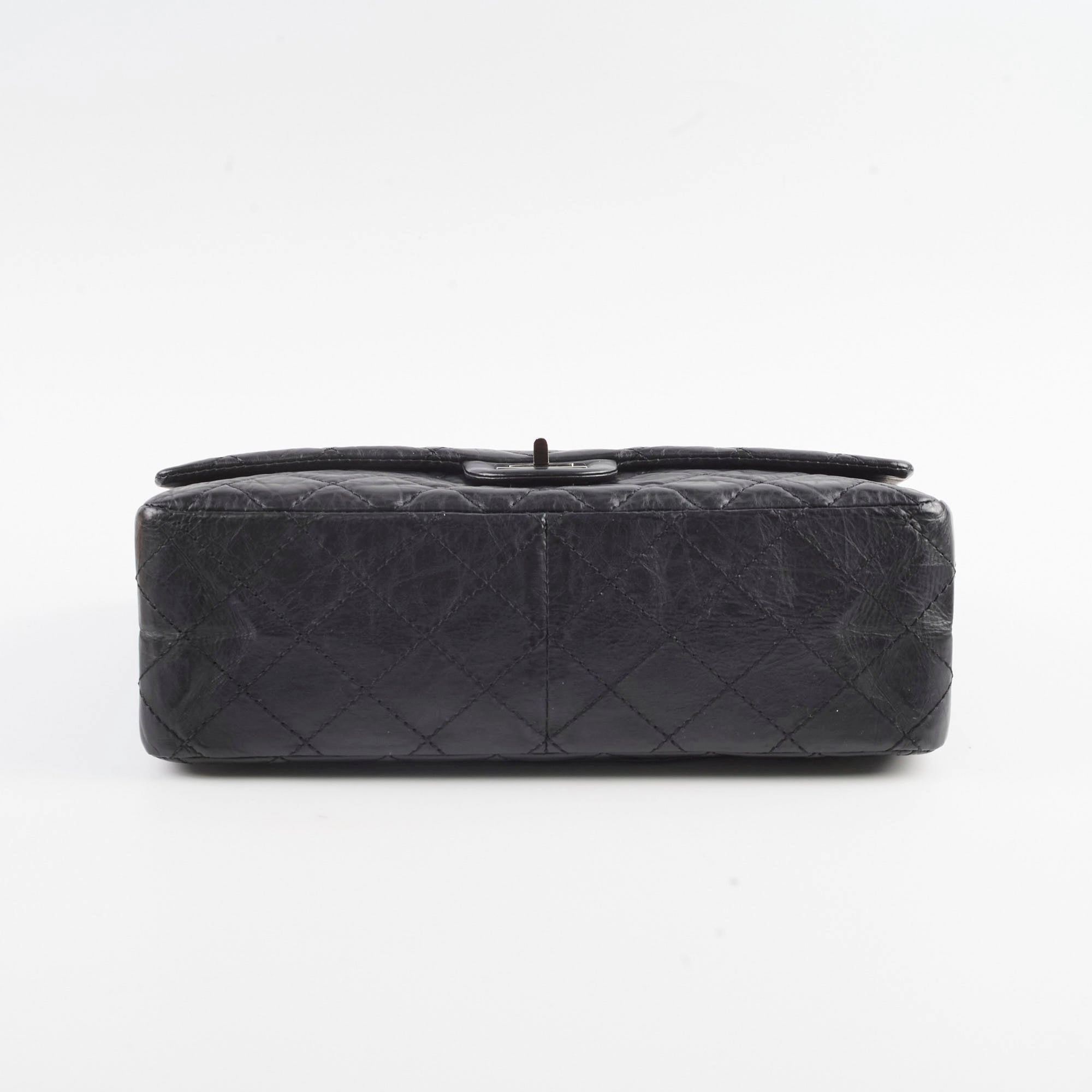 Chanel Reissue Reissue 226 Black Series 12