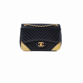 Chanel Rock The Corner Flap