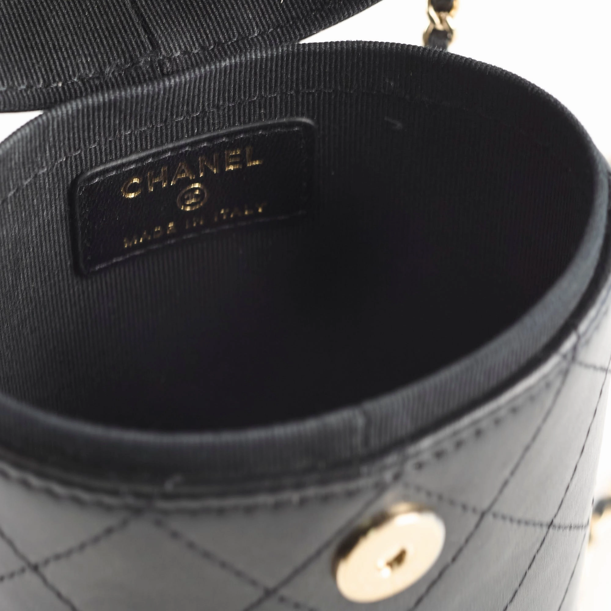 Chanel Round Vanity Case with Mirror 31 Series