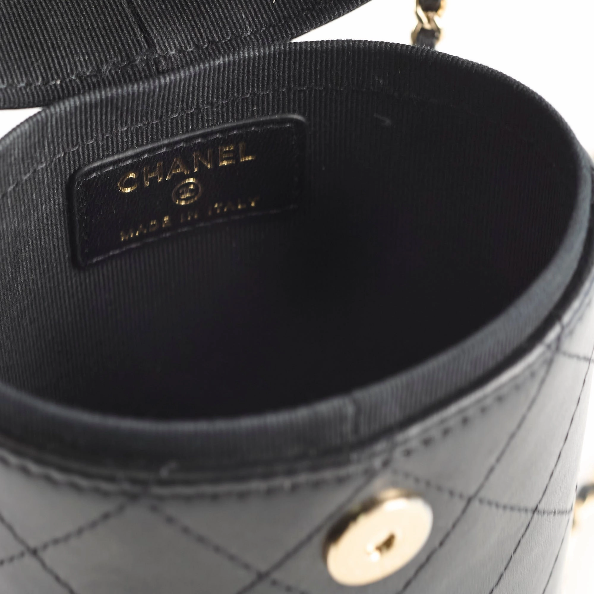 Chanel Round Vanity Case with Mirror 31 Series