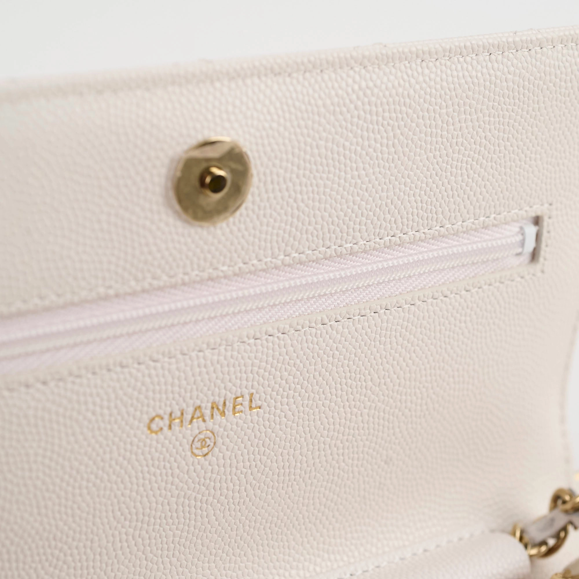 Chanel Seasaonal Caviar Wallet On Chain White Microchip