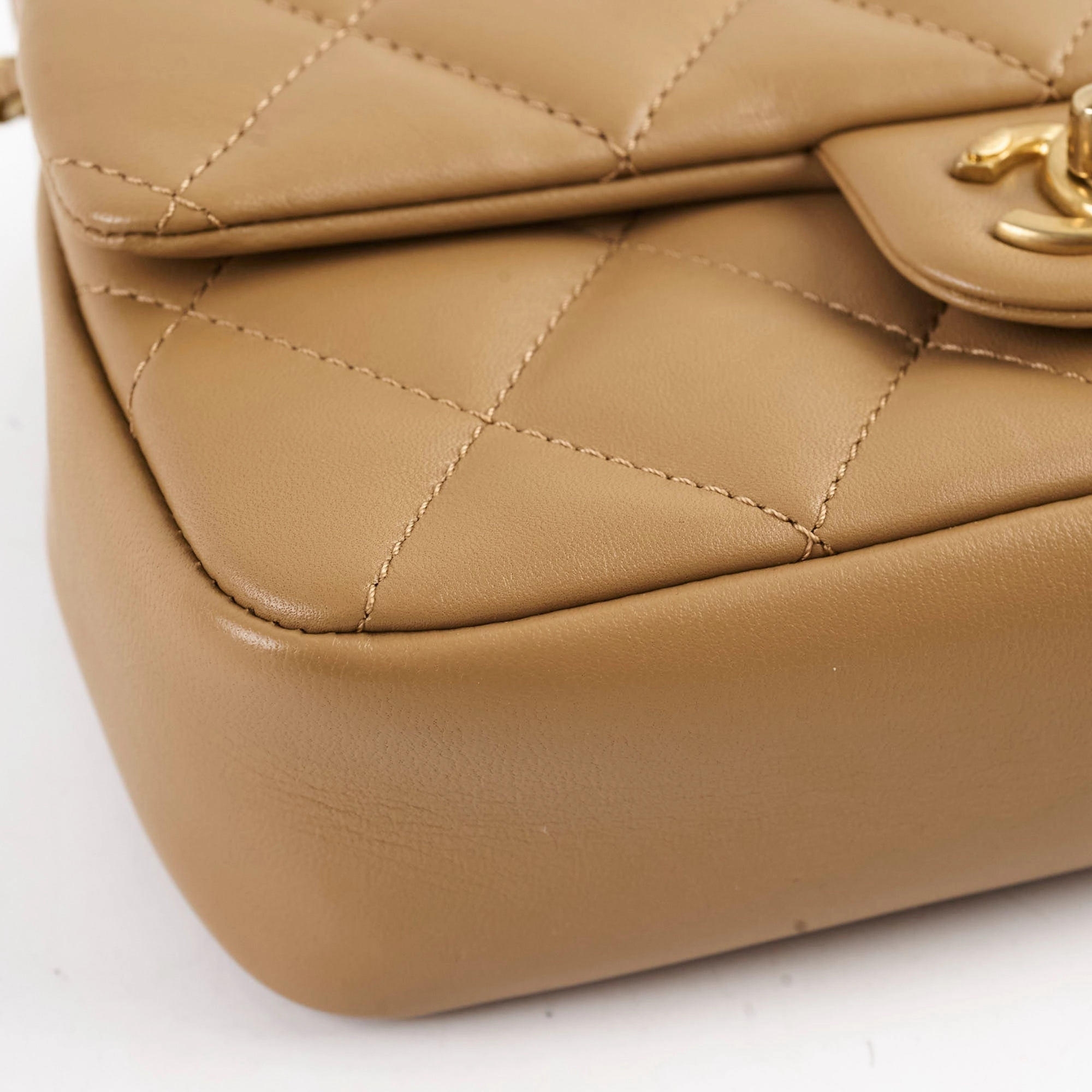 Chanel seasonal flap dark beige (microchip)