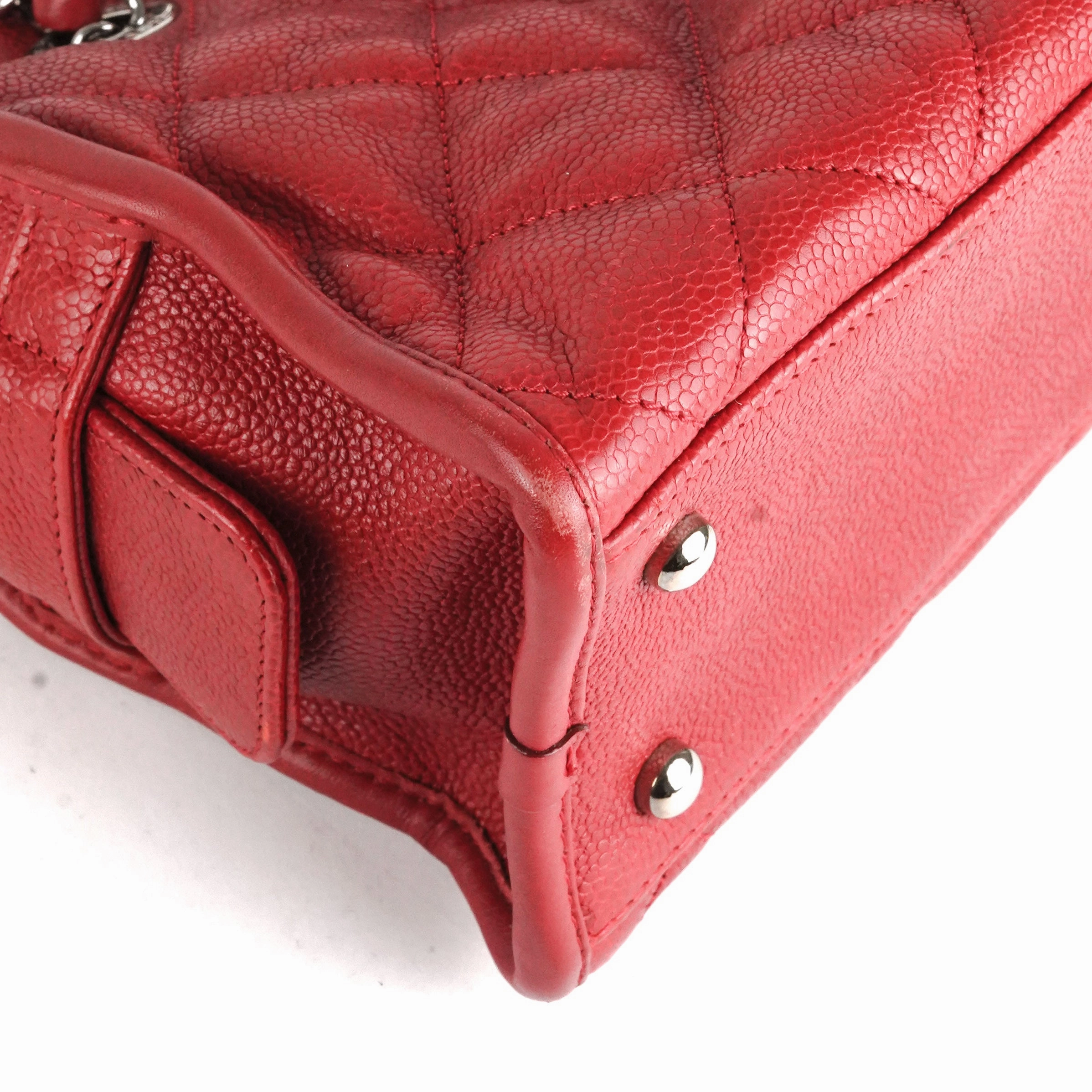 Chanel Shoulder Bag Caviar Red