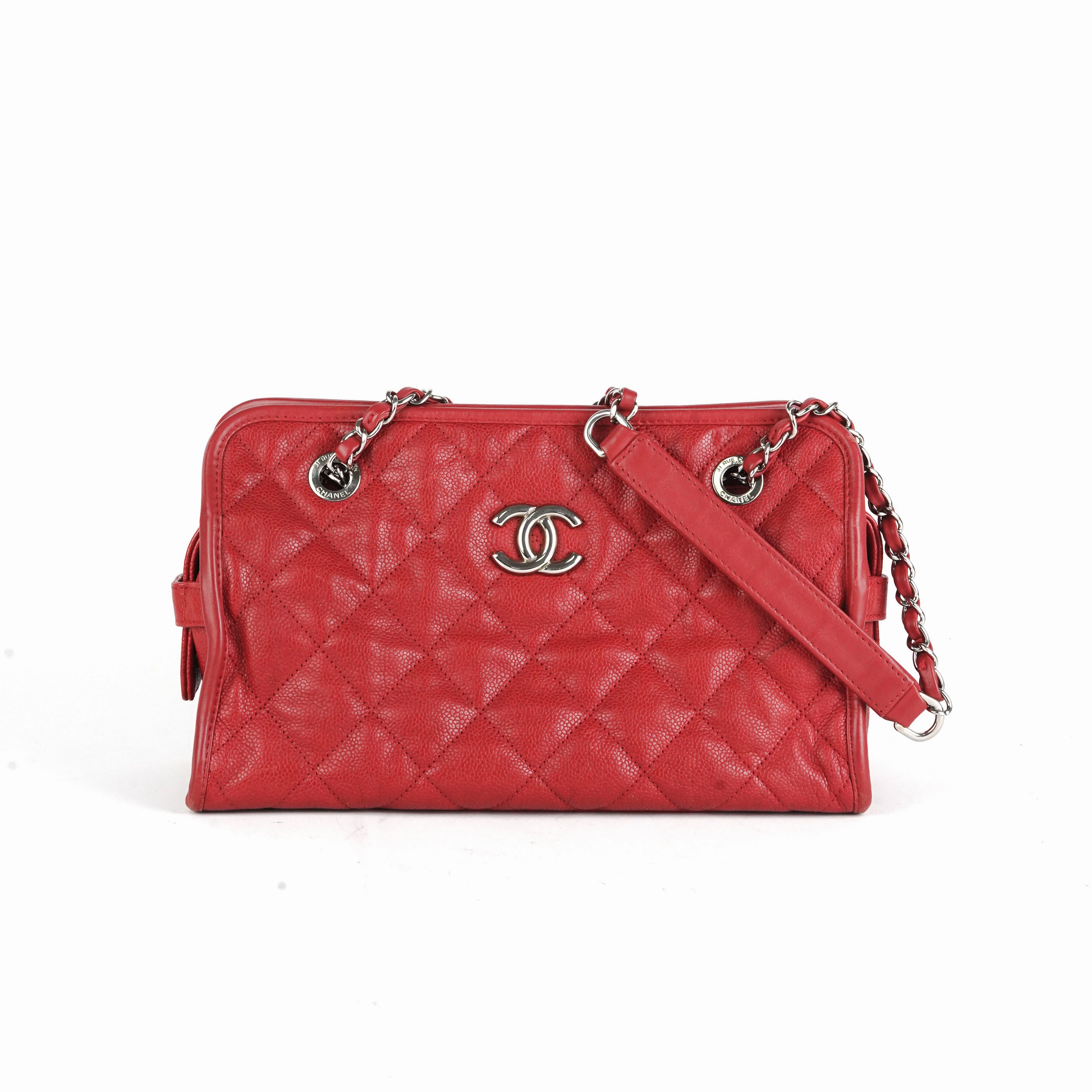Chanel Shoulder Bag Caviar Red