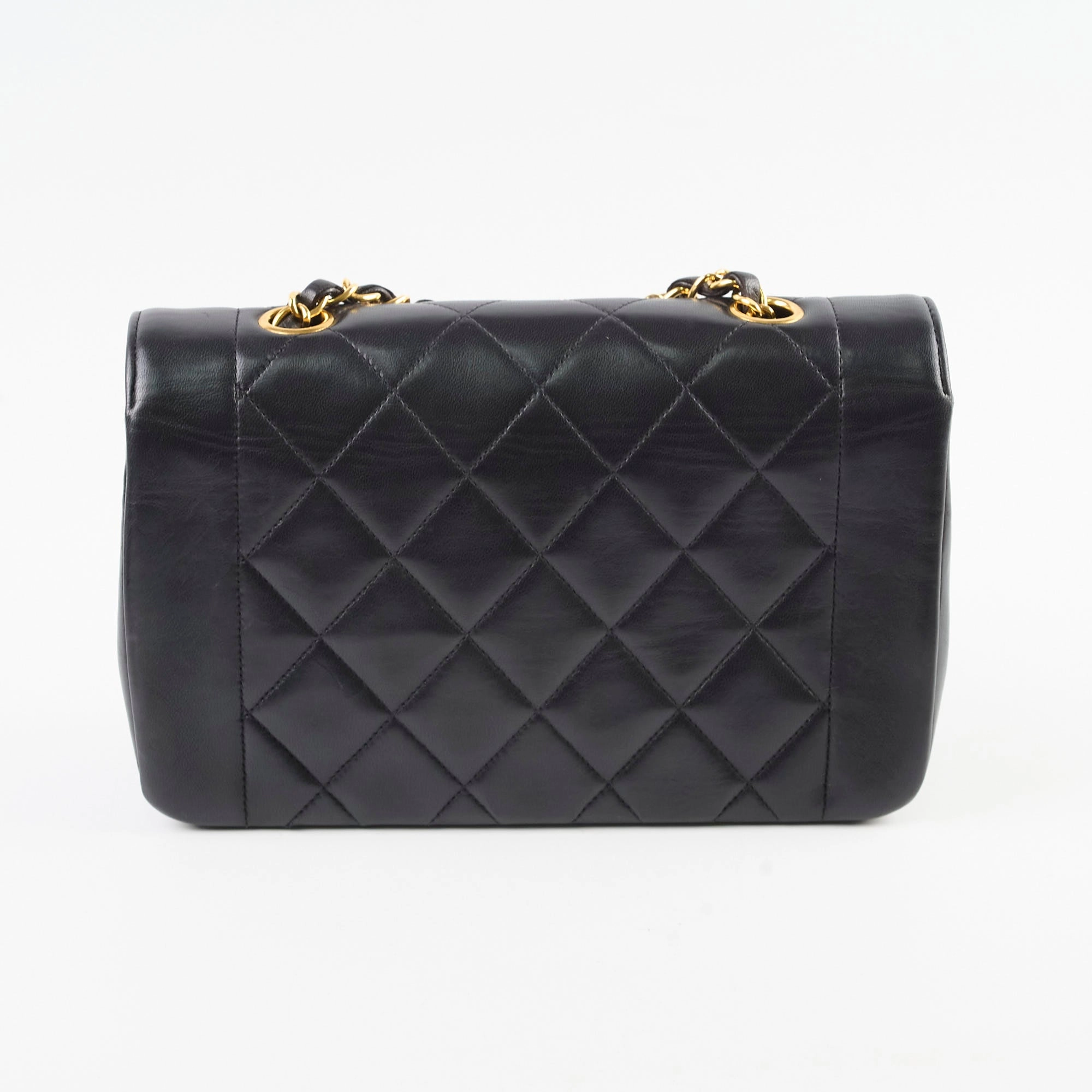 Chanel Small Vintage Diana Lambskin Black (4 Series)