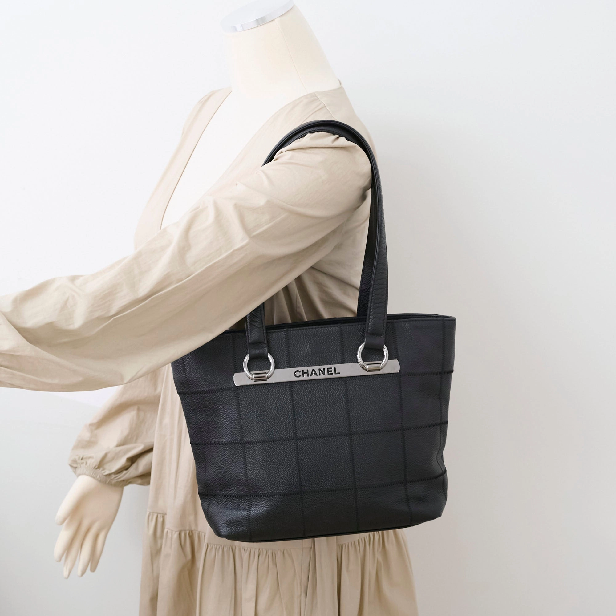 Chanel Tote Bag Black Caviar