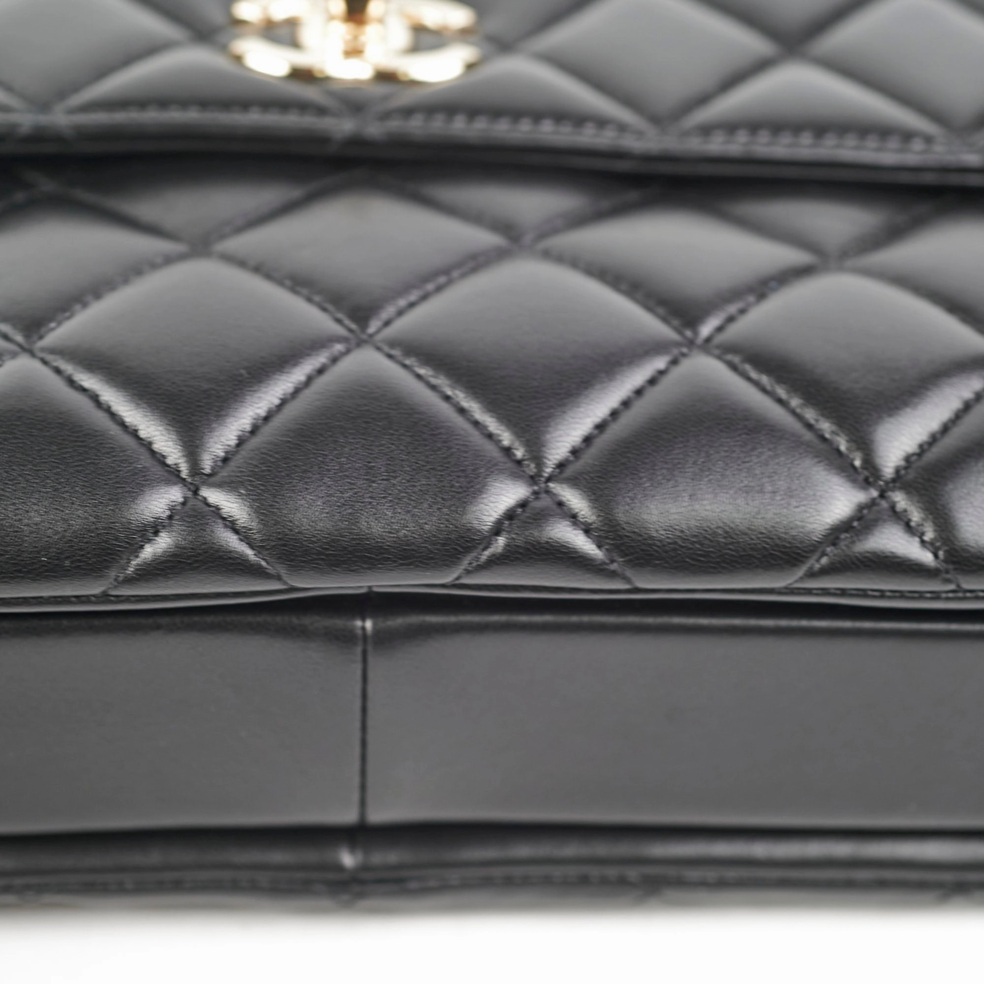 Chanel Trendy CC Medium Lambskin Black Quilted - Series 24