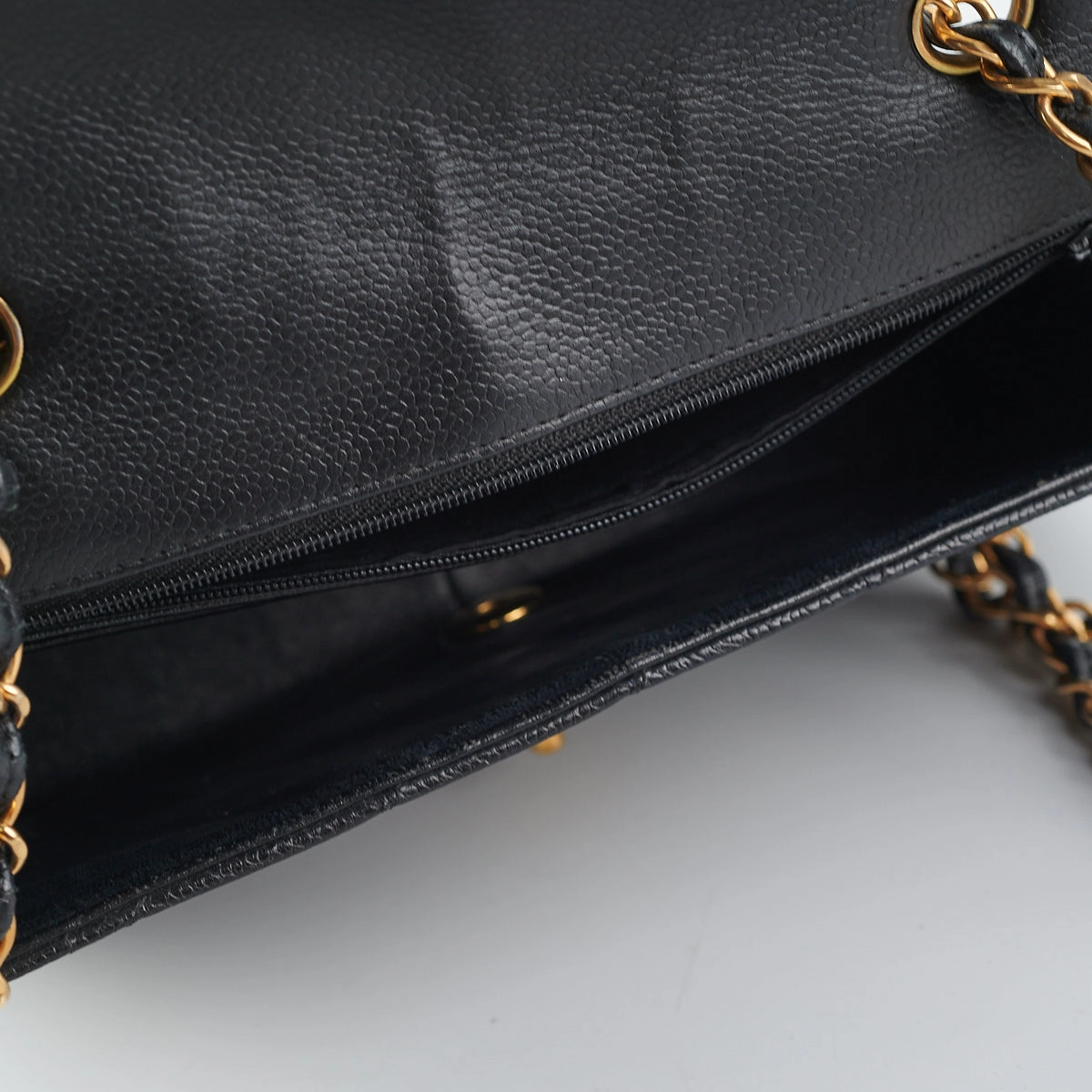 Chanel Vintage Caviar Medium Diana Flap Bag Black