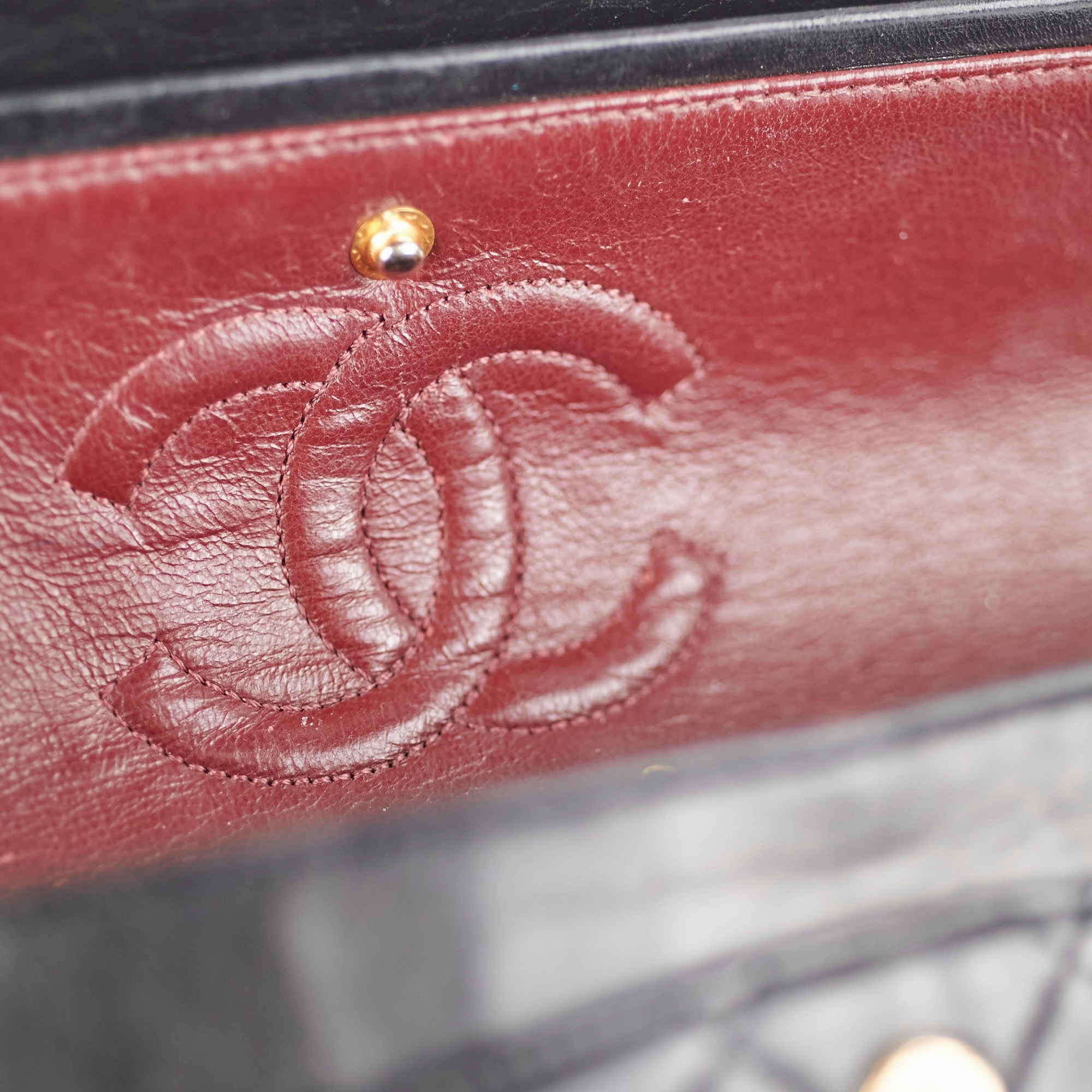 Chanel Vintage Small Classic Flap Lambskin Black - Series 2