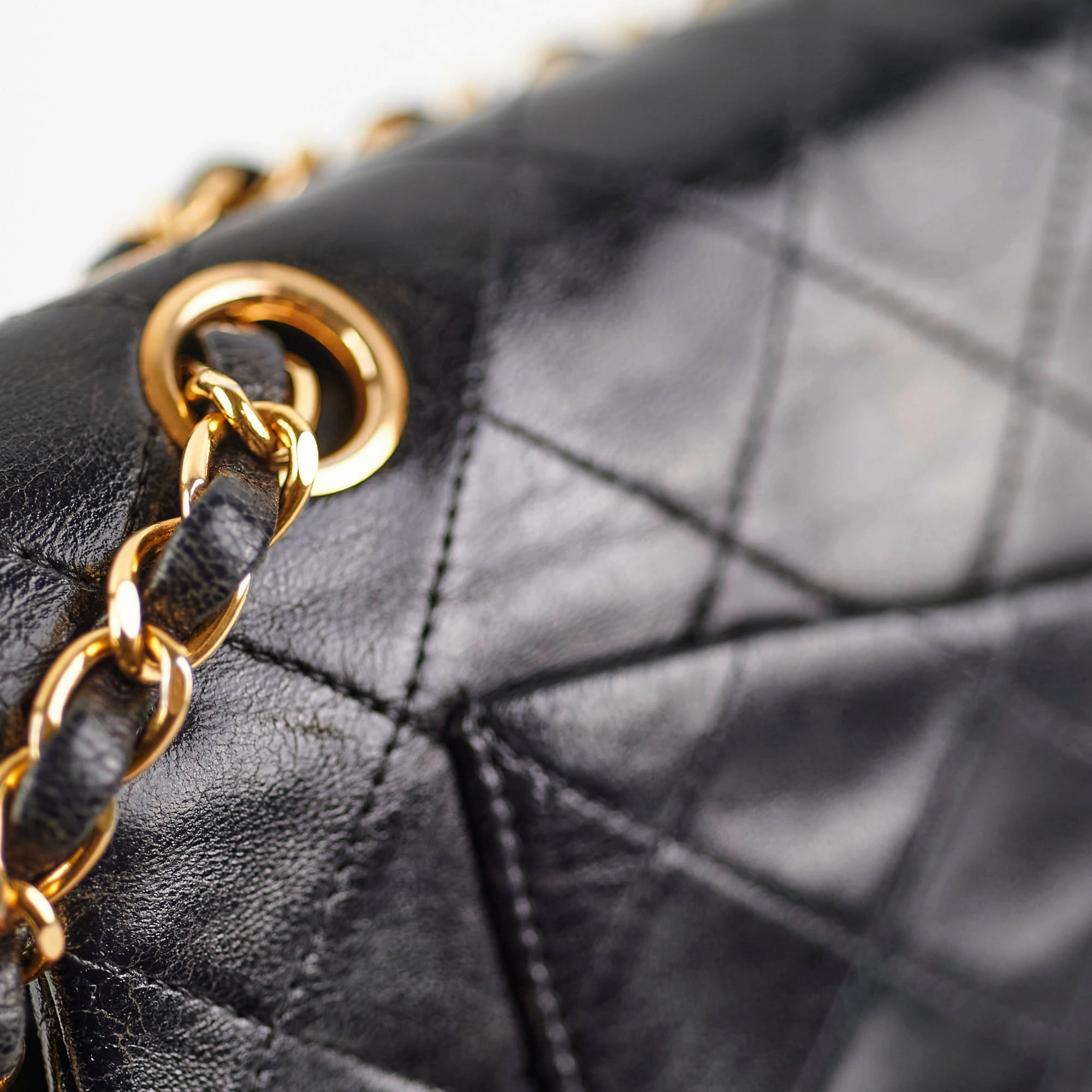 Chanel Vintage Small Classic Flap Lambskin Black - Series 2