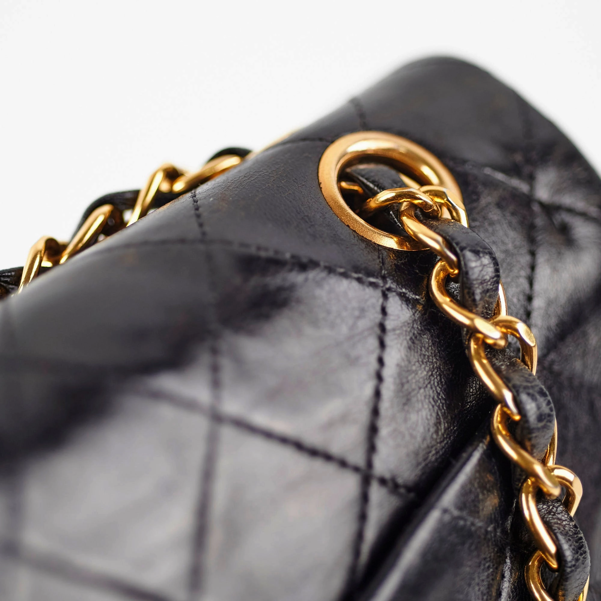 Chanel Vintage Small Classic Flap Lambskin Black - Series 2