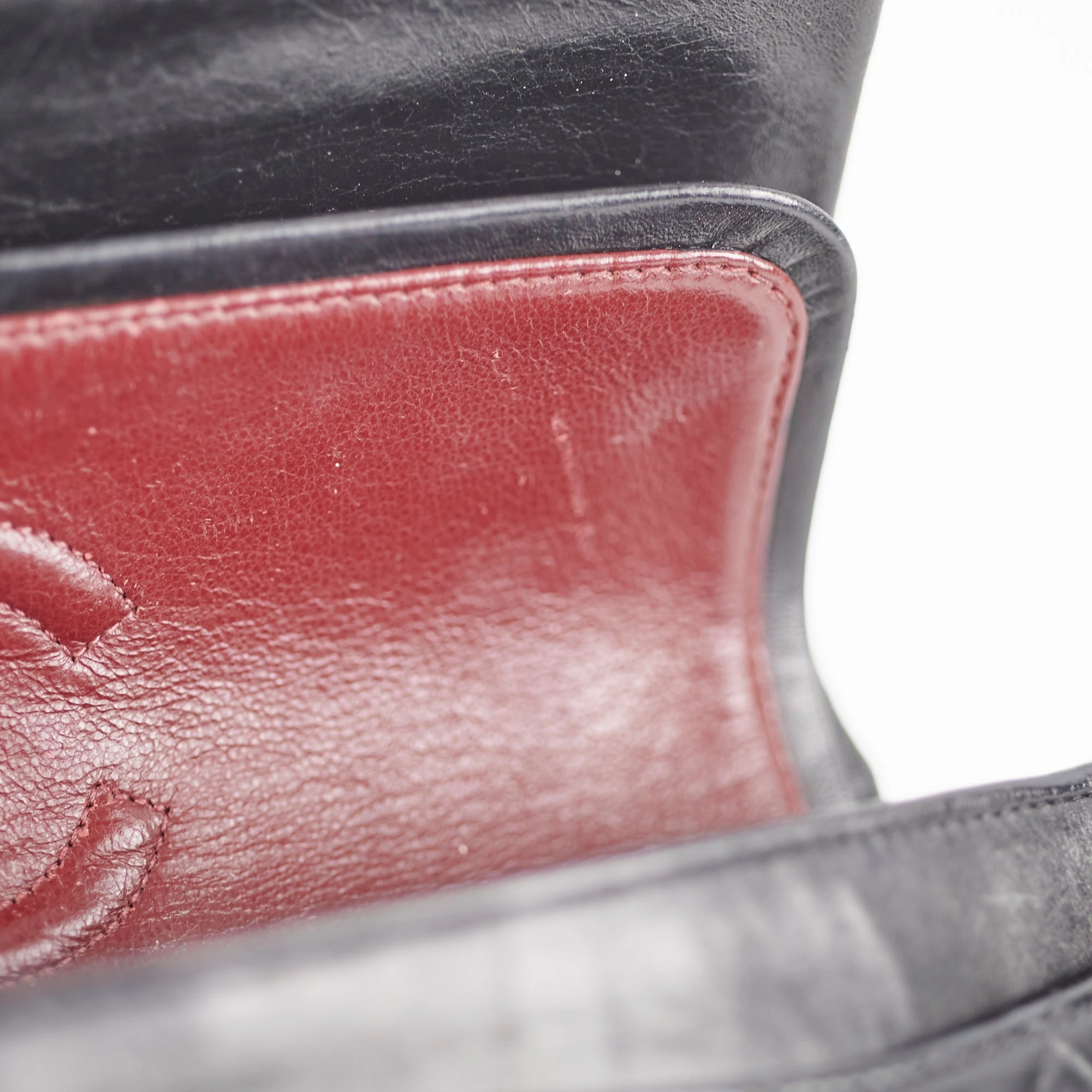 Chanel Vintage Small Classic Flap Lambskin Black - Series 2