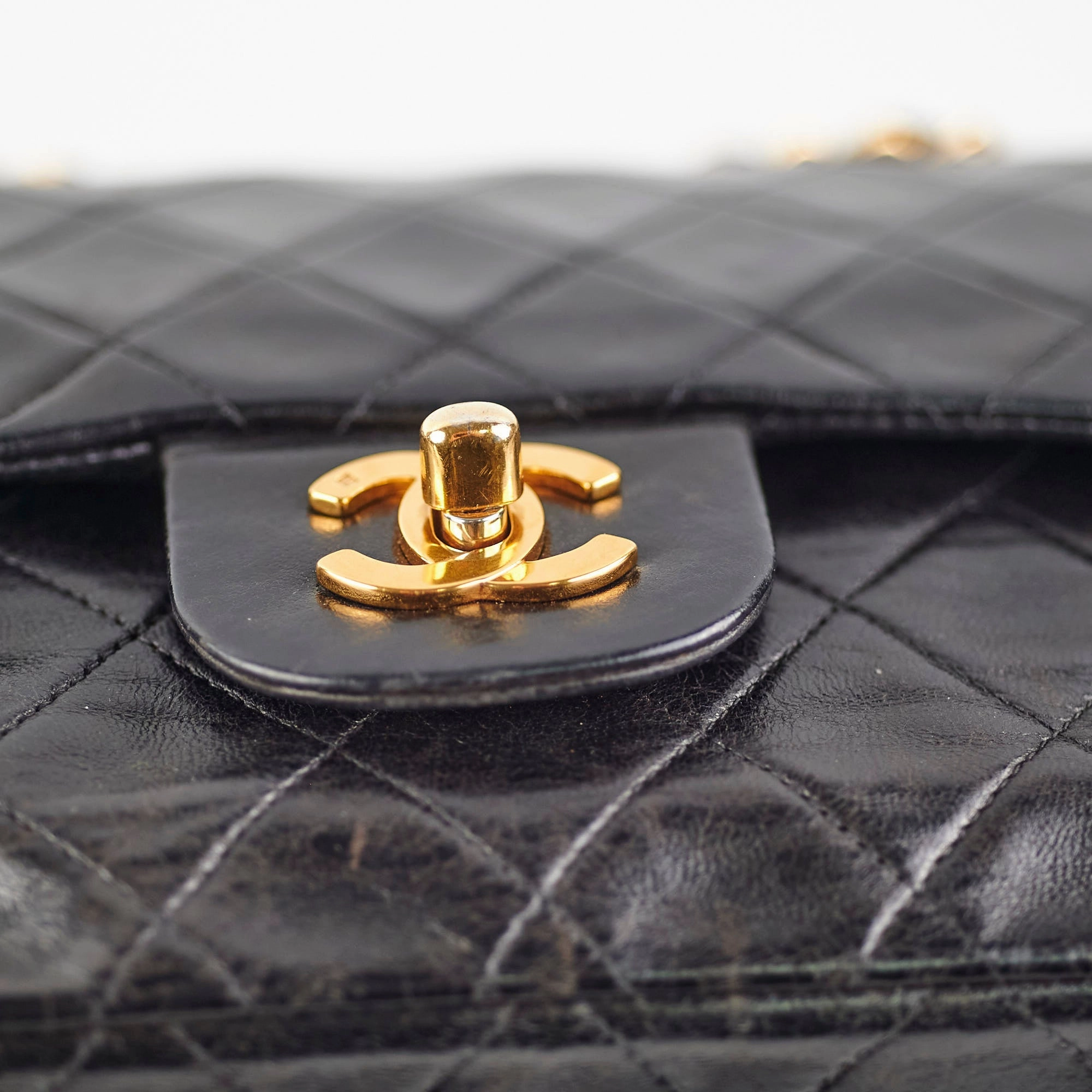 Chanel Vintage Small Classic Flap Lambskin Black - Series 2