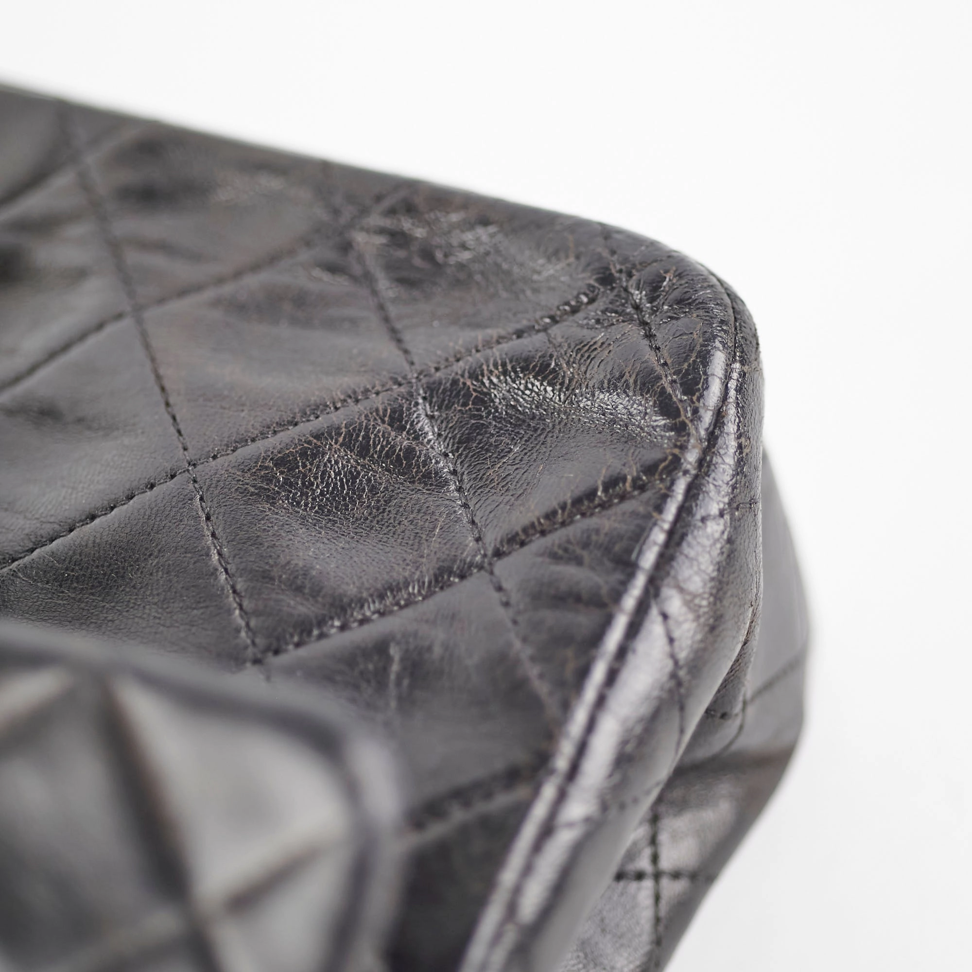 Chanel Vintage Small Classic Flap Lambskin Black - Series 2