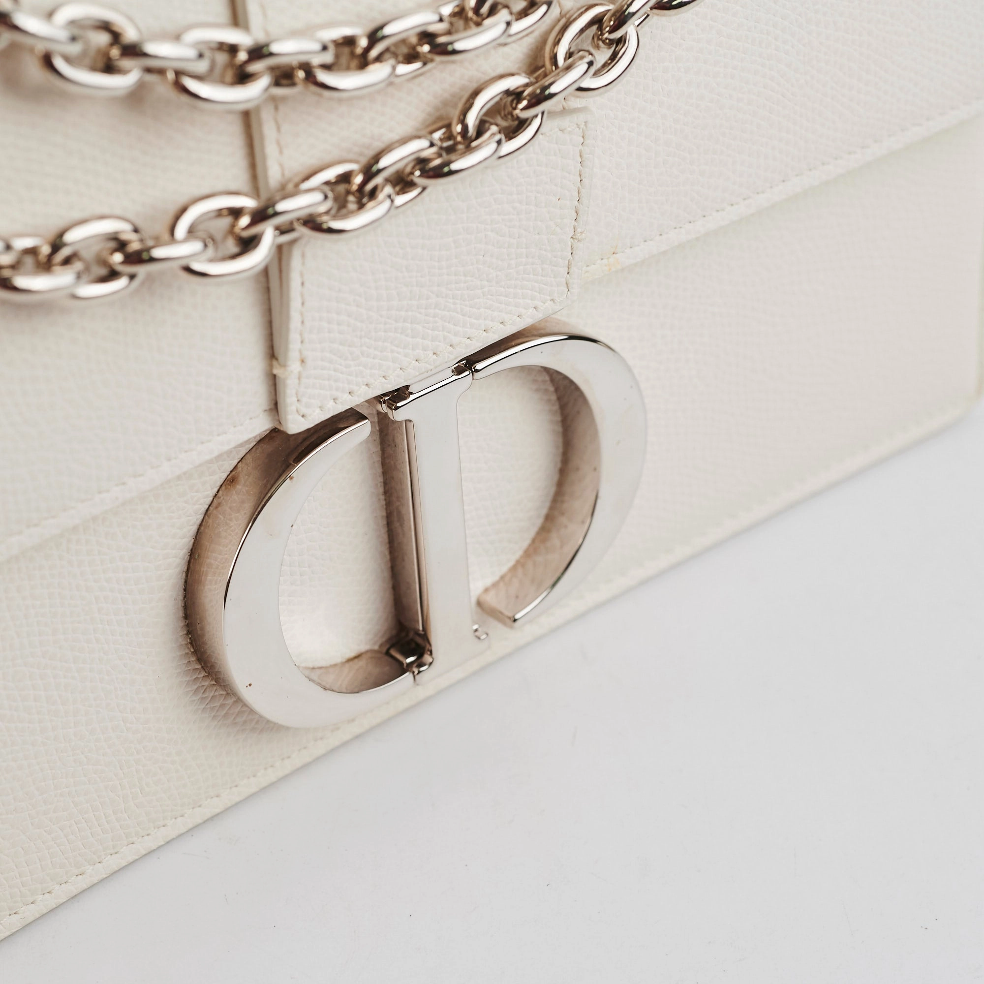 Christian Dior Montaigne 30 White