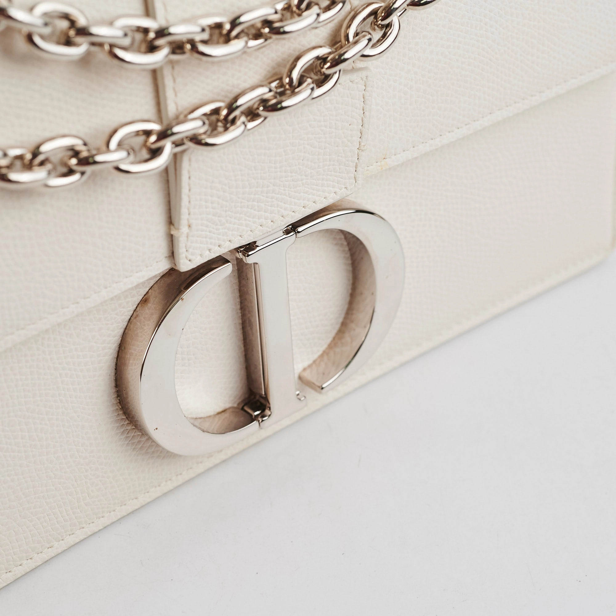 Christian Dior Montaigne 30 White