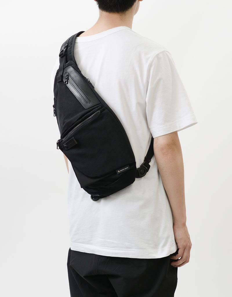 CIRCUS Sling Bag No.310082