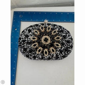 Clutch By Clothes Mentor, Size: Small