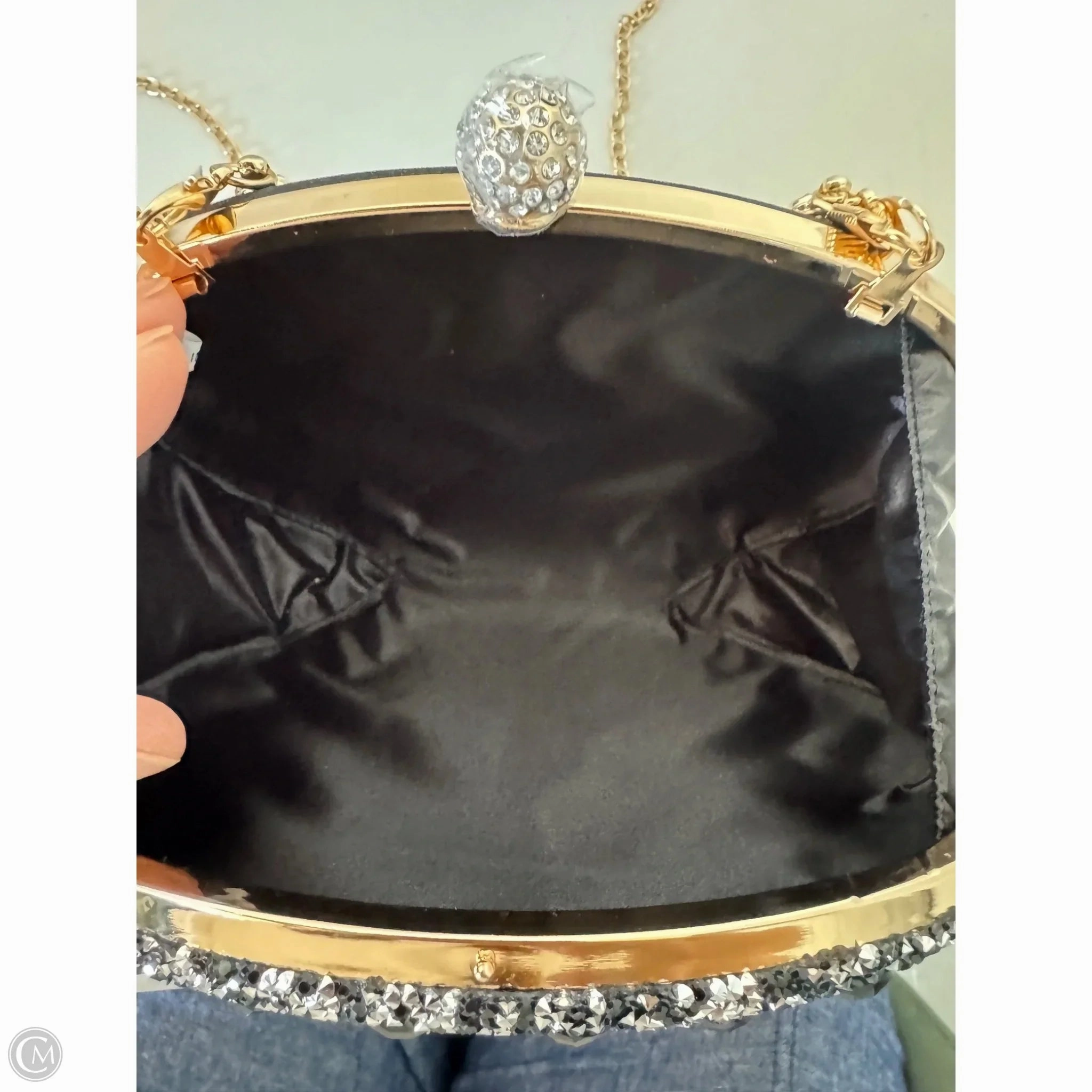 Clutch By Clothes Mentor, Size: Small