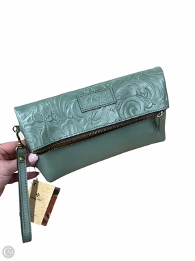 Clutch Designer By Patricia Nash  Size: Medium