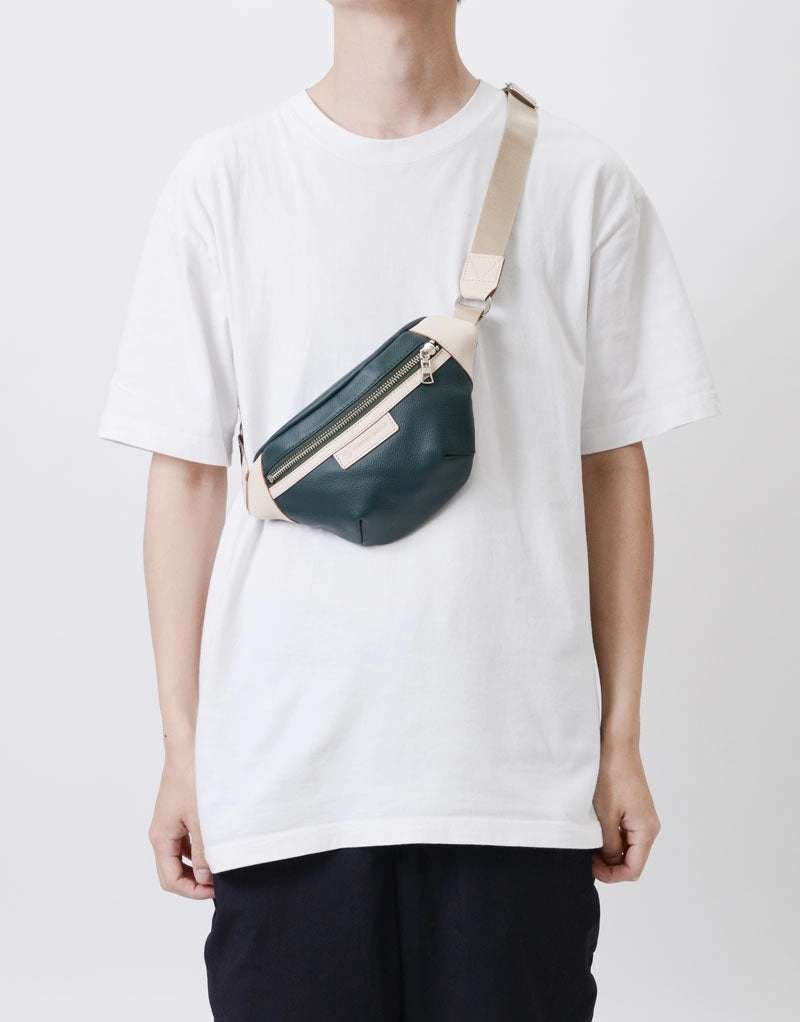 CRESCENT Sling Bag S No.525241