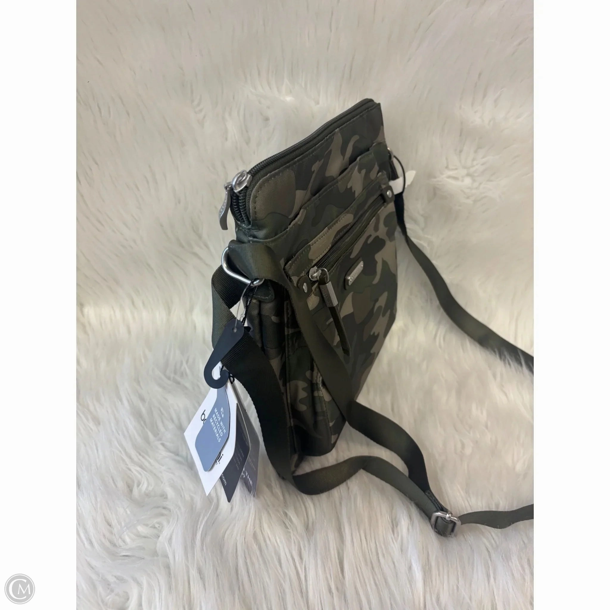 Crossbody By Baggallini, Size: Medium