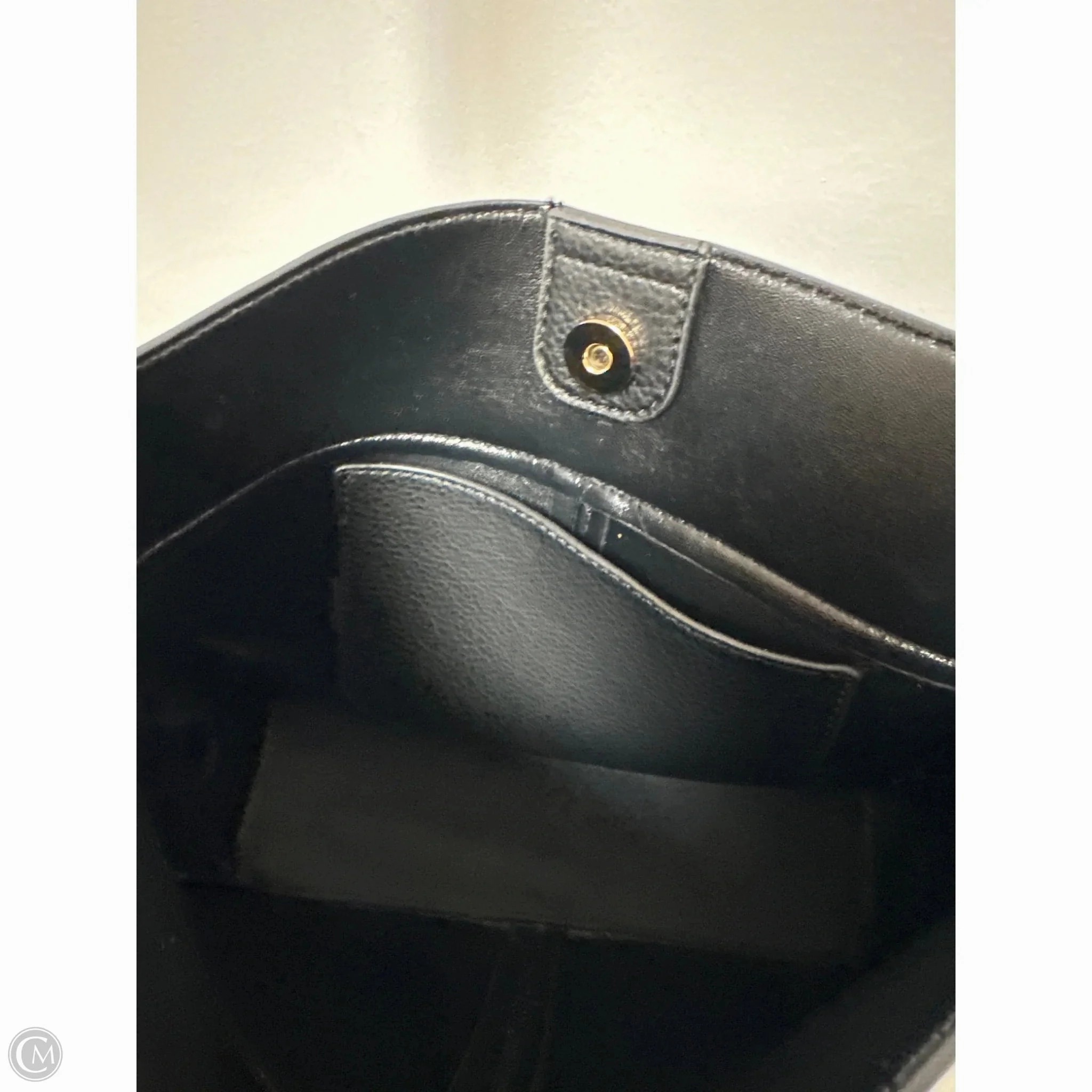 Crossbody By Clothes Mentor, Size: Medium