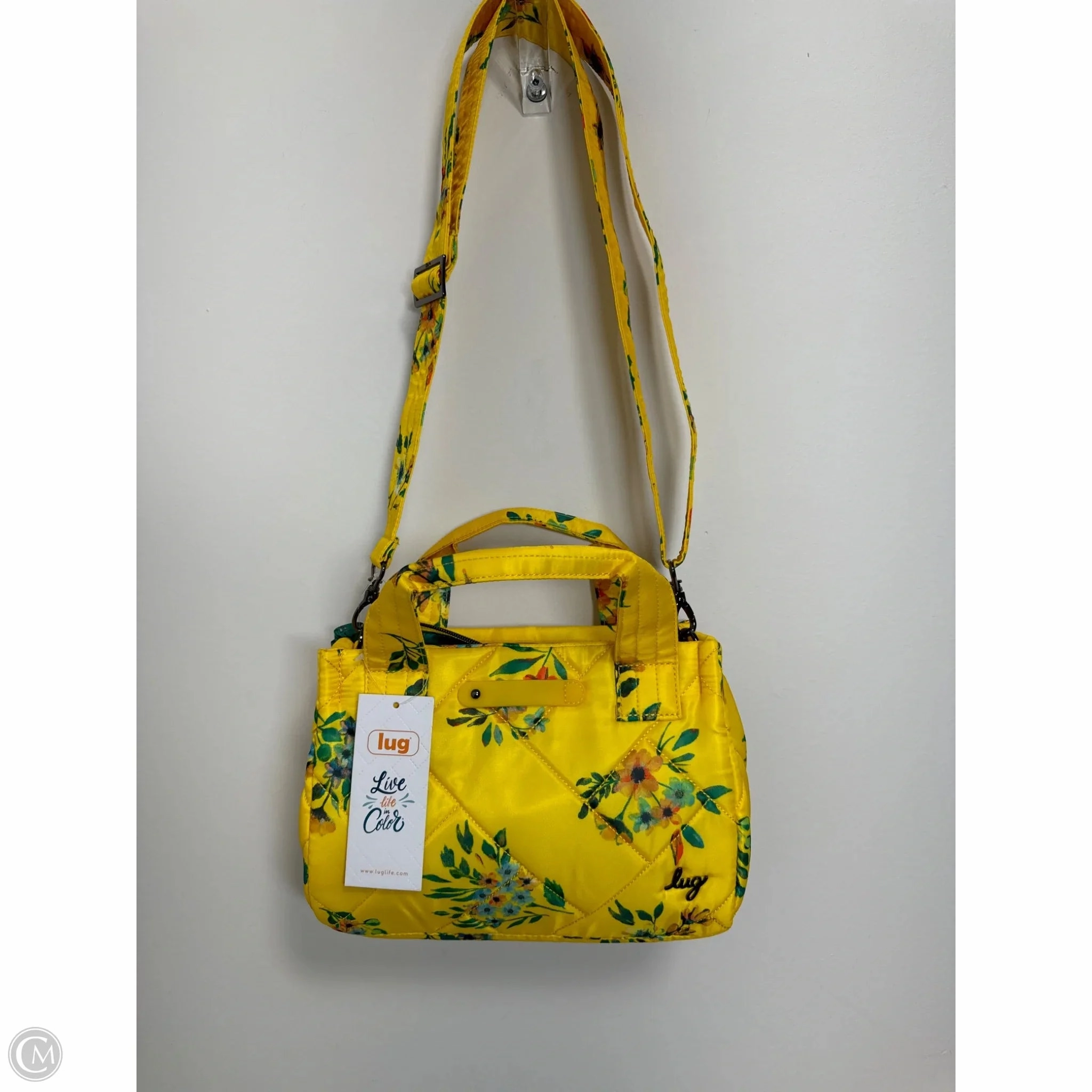 Crossbody By Clothes Mentor, Size: Medium
