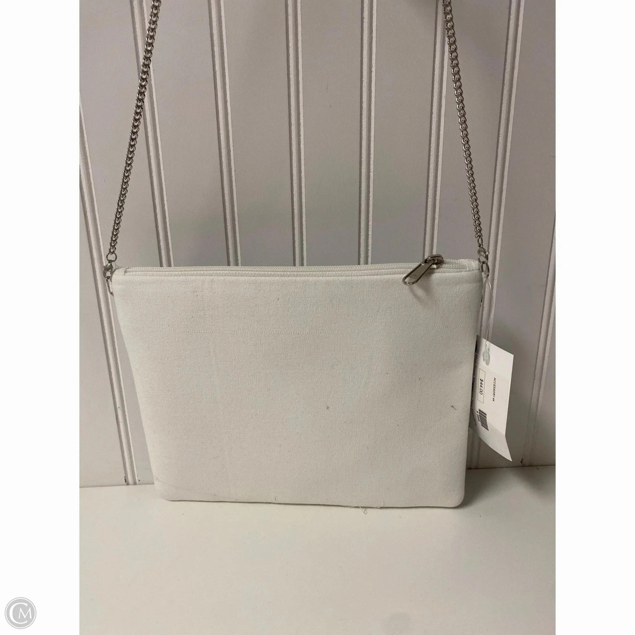 Crossbody By Clothes Mentor, Size: Medium