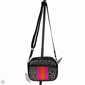 Crossbody By Clothes Mentor, Size: Medium