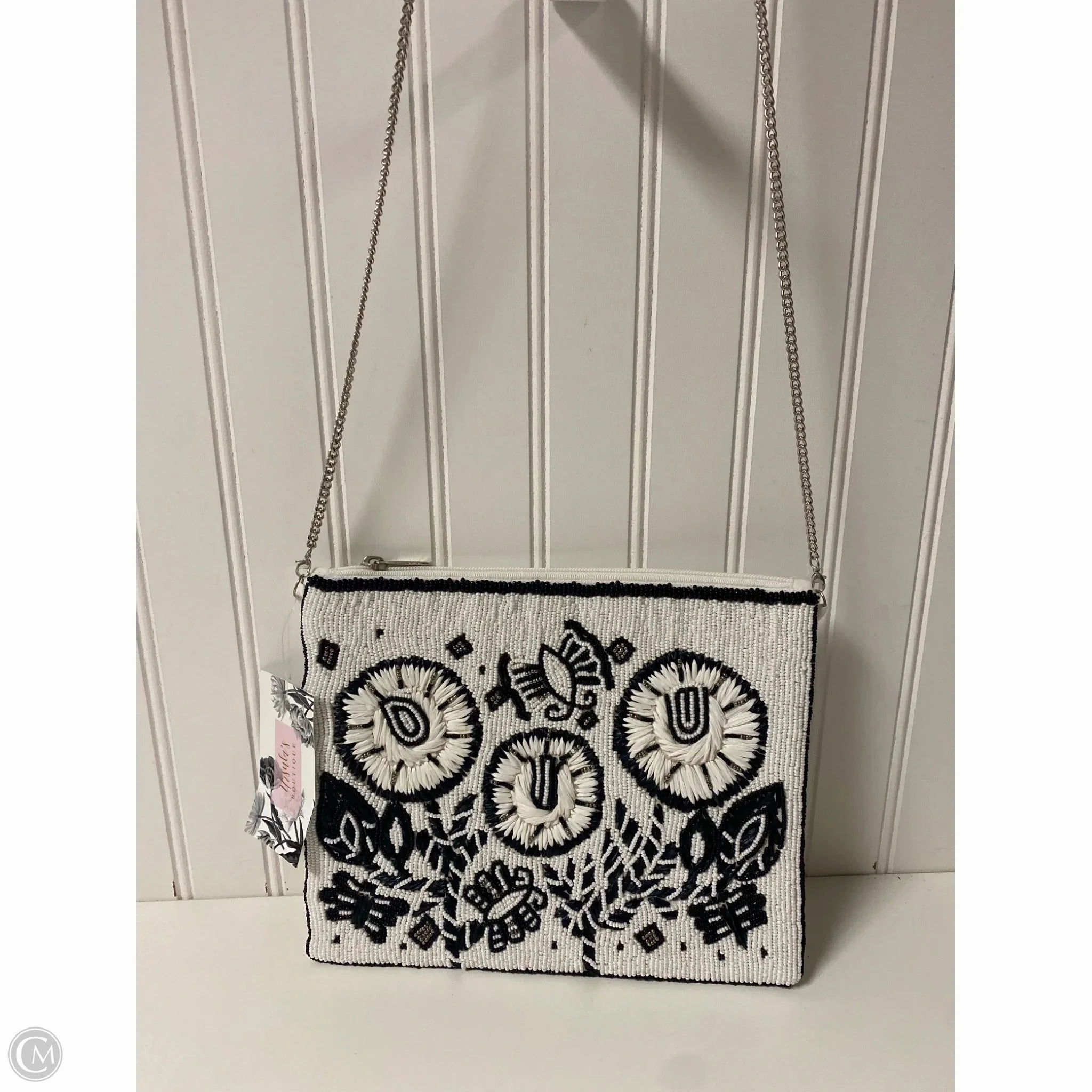 Crossbody By Clothes Mentor, Size: Medium