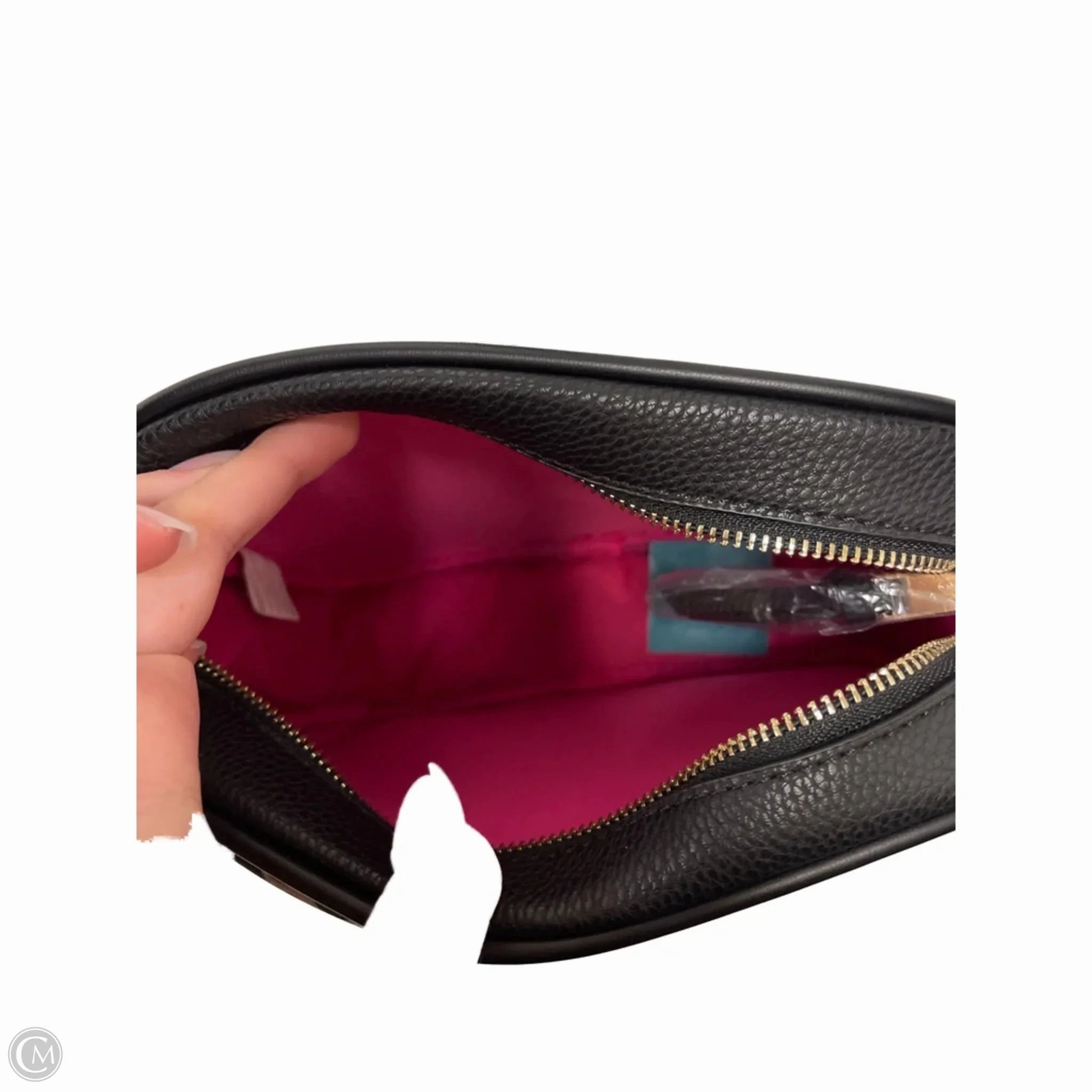 Crossbody By Clothes Mentor, Size: Medium