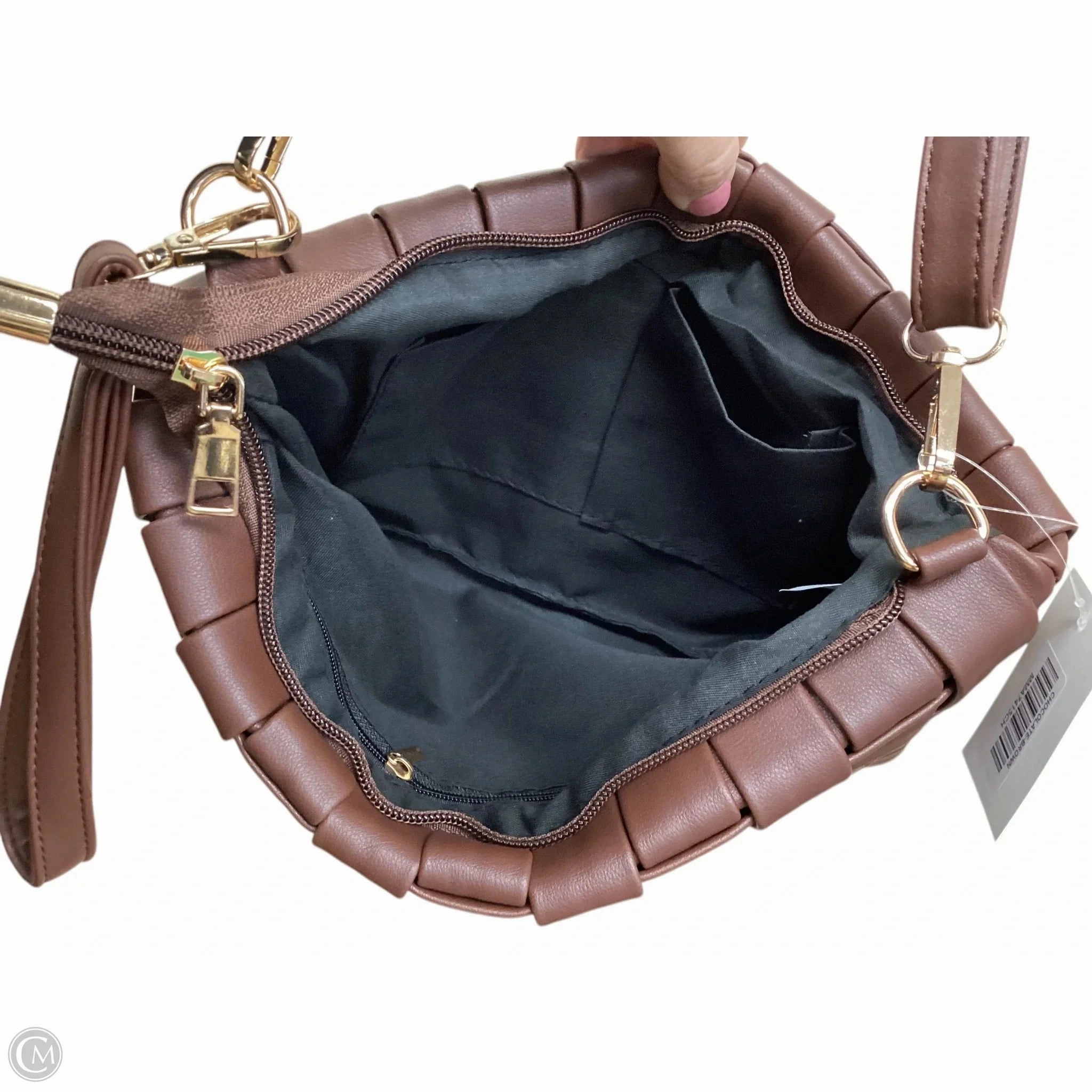 Crossbody By Clothes Mentor, Size: Medium