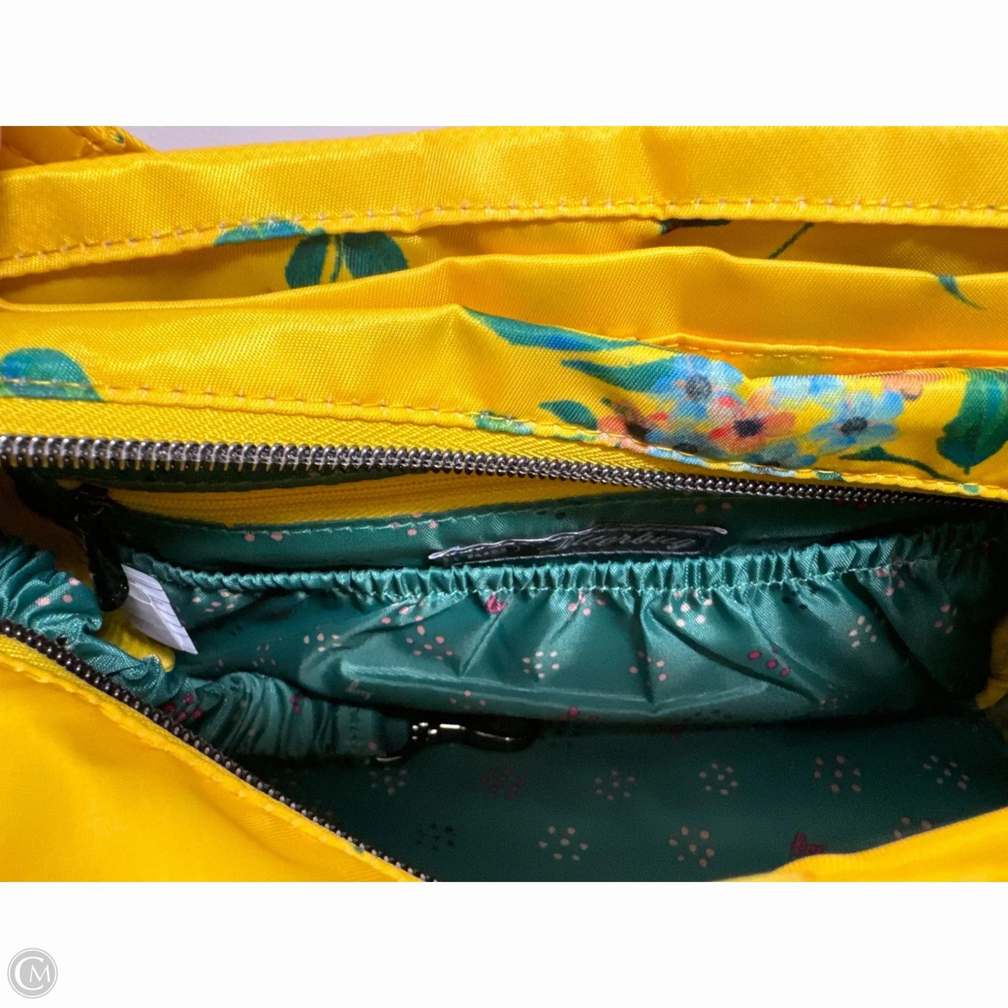 Crossbody By Clothes Mentor, Size: Medium