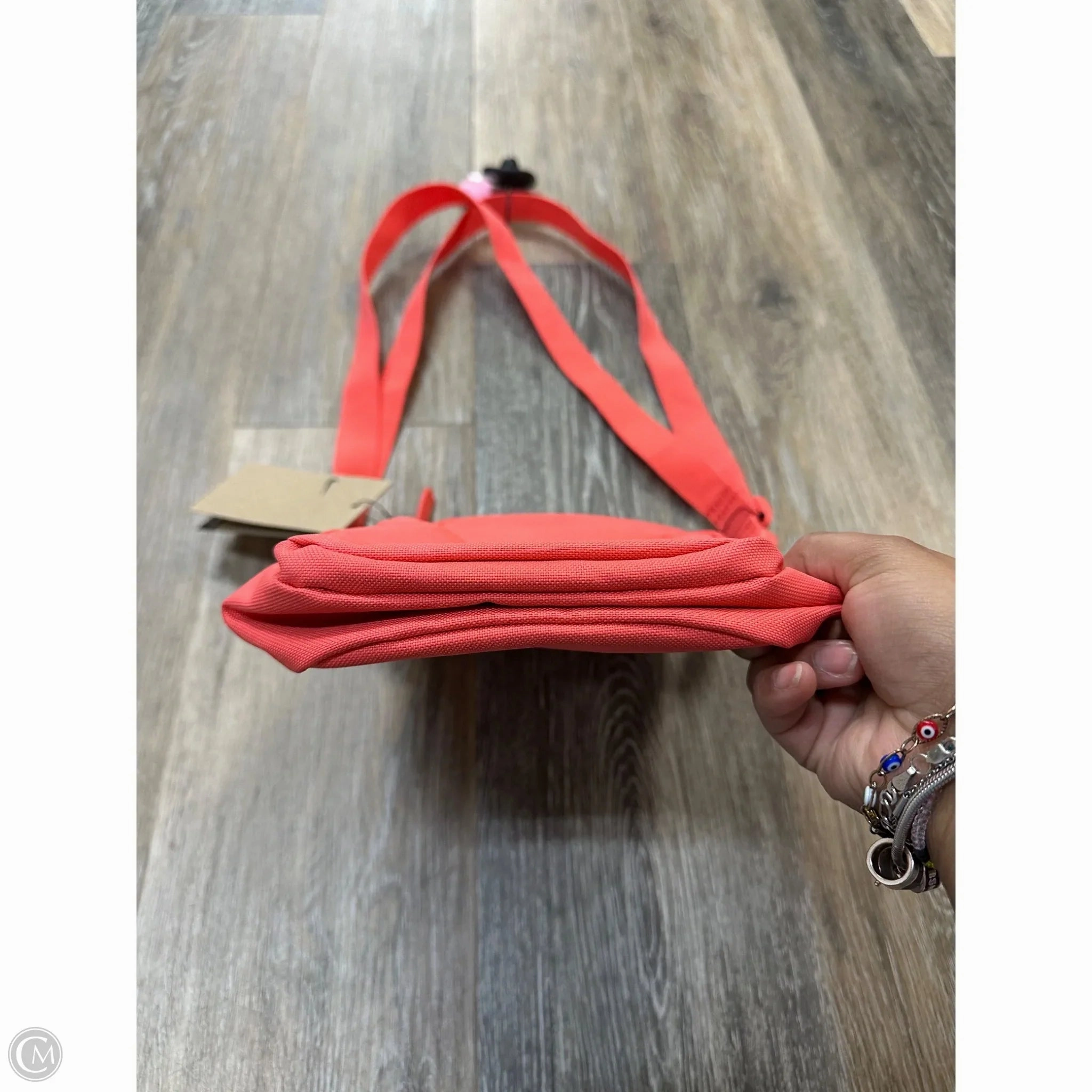 Crossbody By Nike Apparel, Size: Large