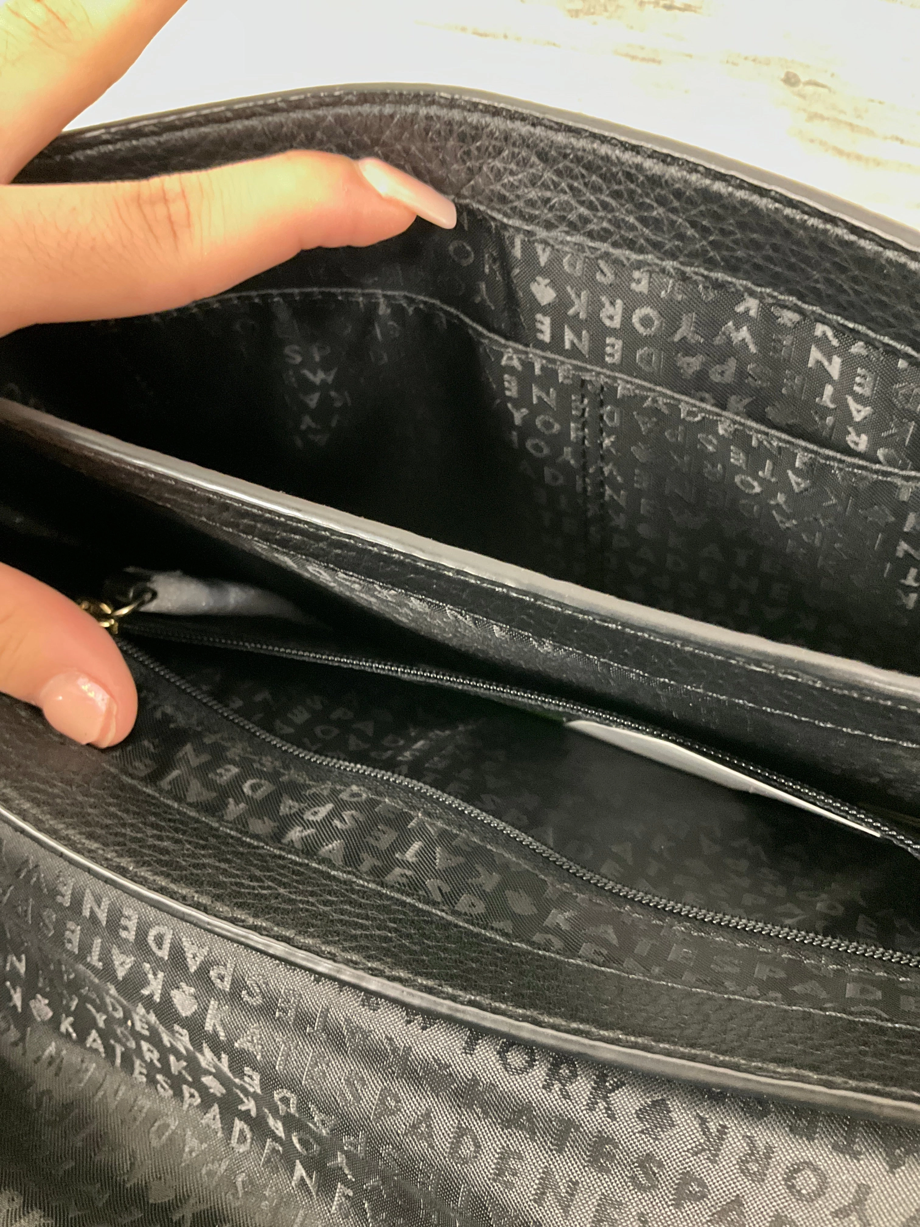Crossbody Designer By Kate Spade, Size: Medium