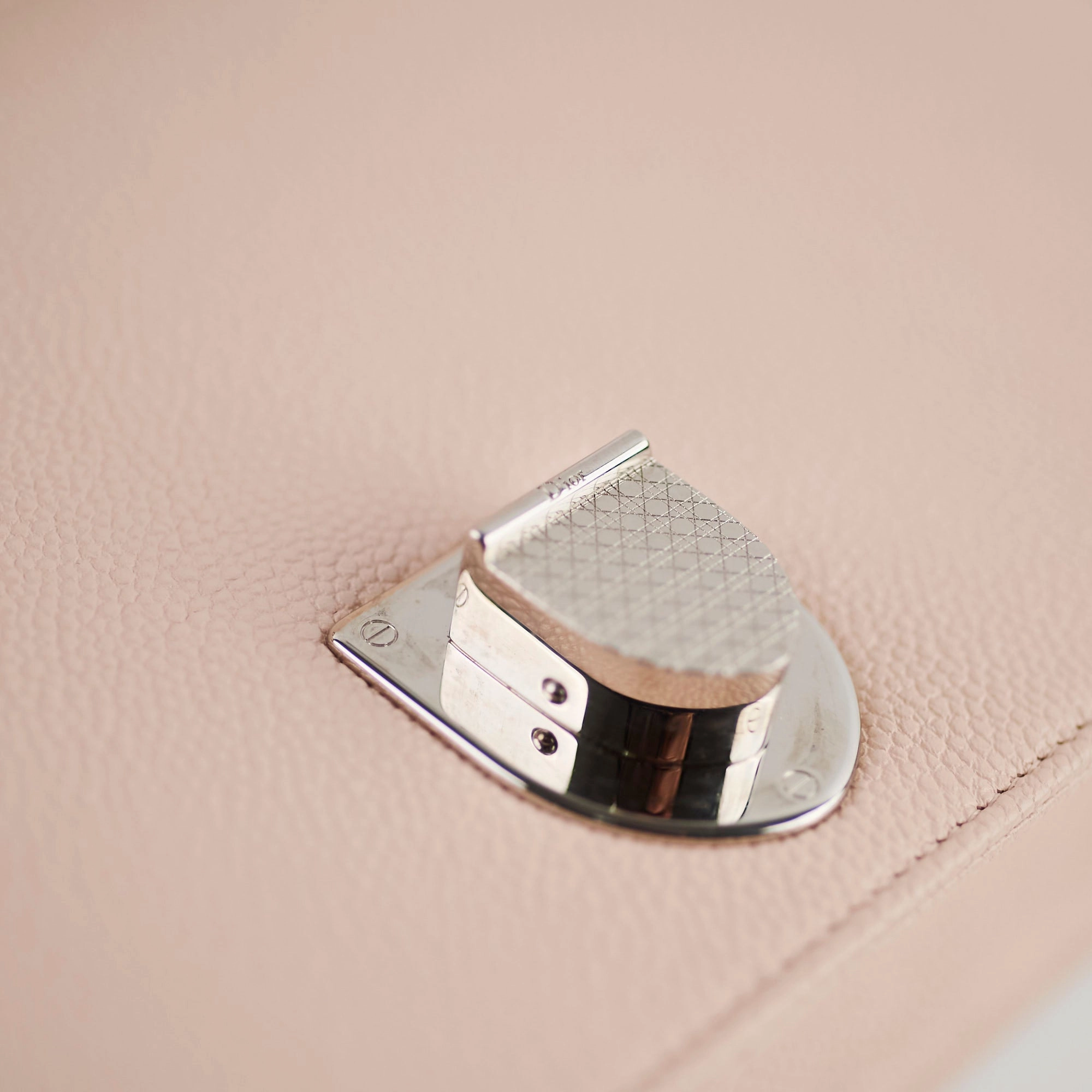 Dior Diorama Medium Light Pink