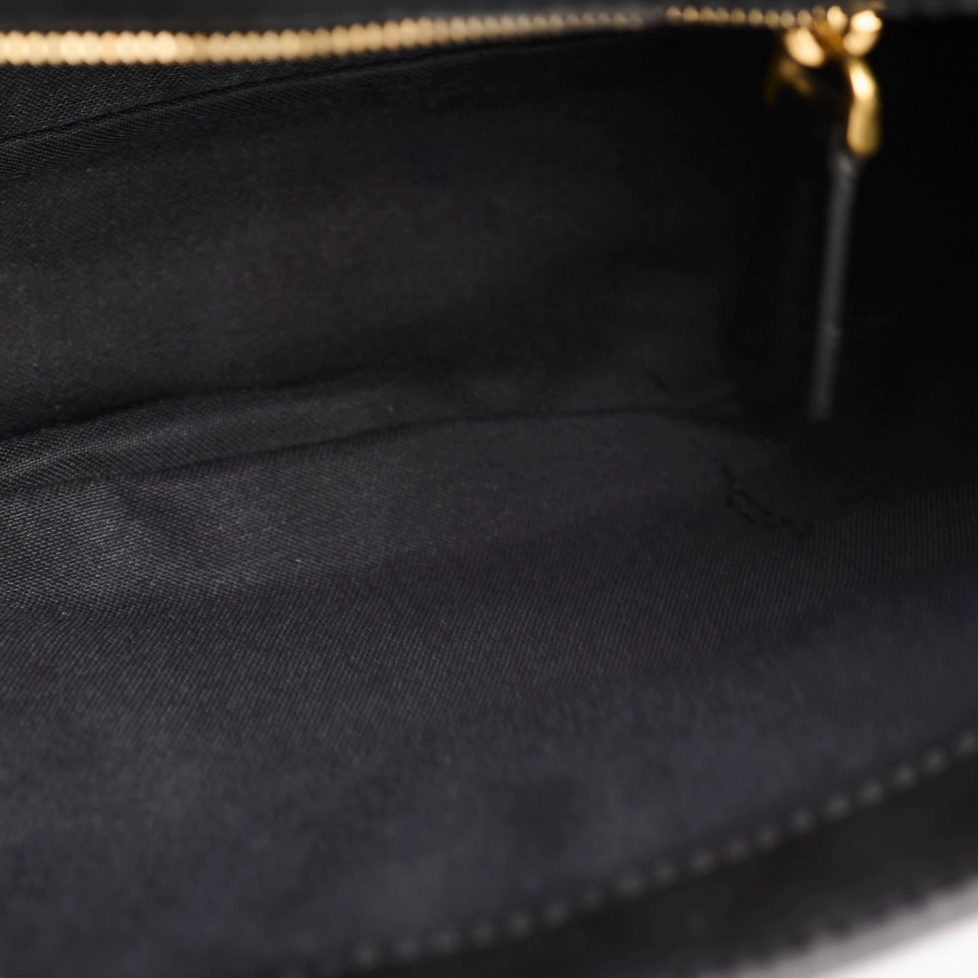 Fendi Baguette Medium Nappa Black