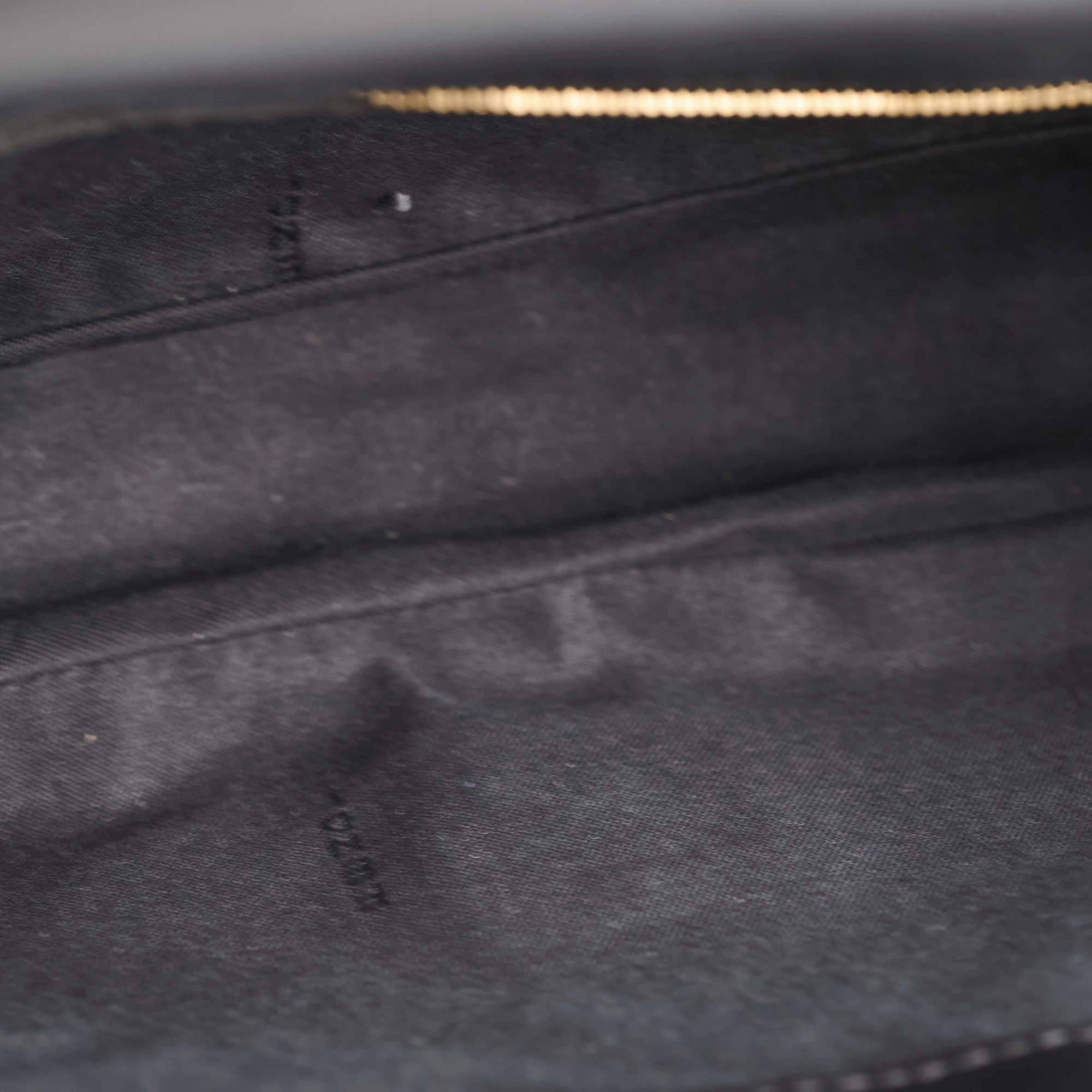 Fendi Baguette Medium Nappa Black