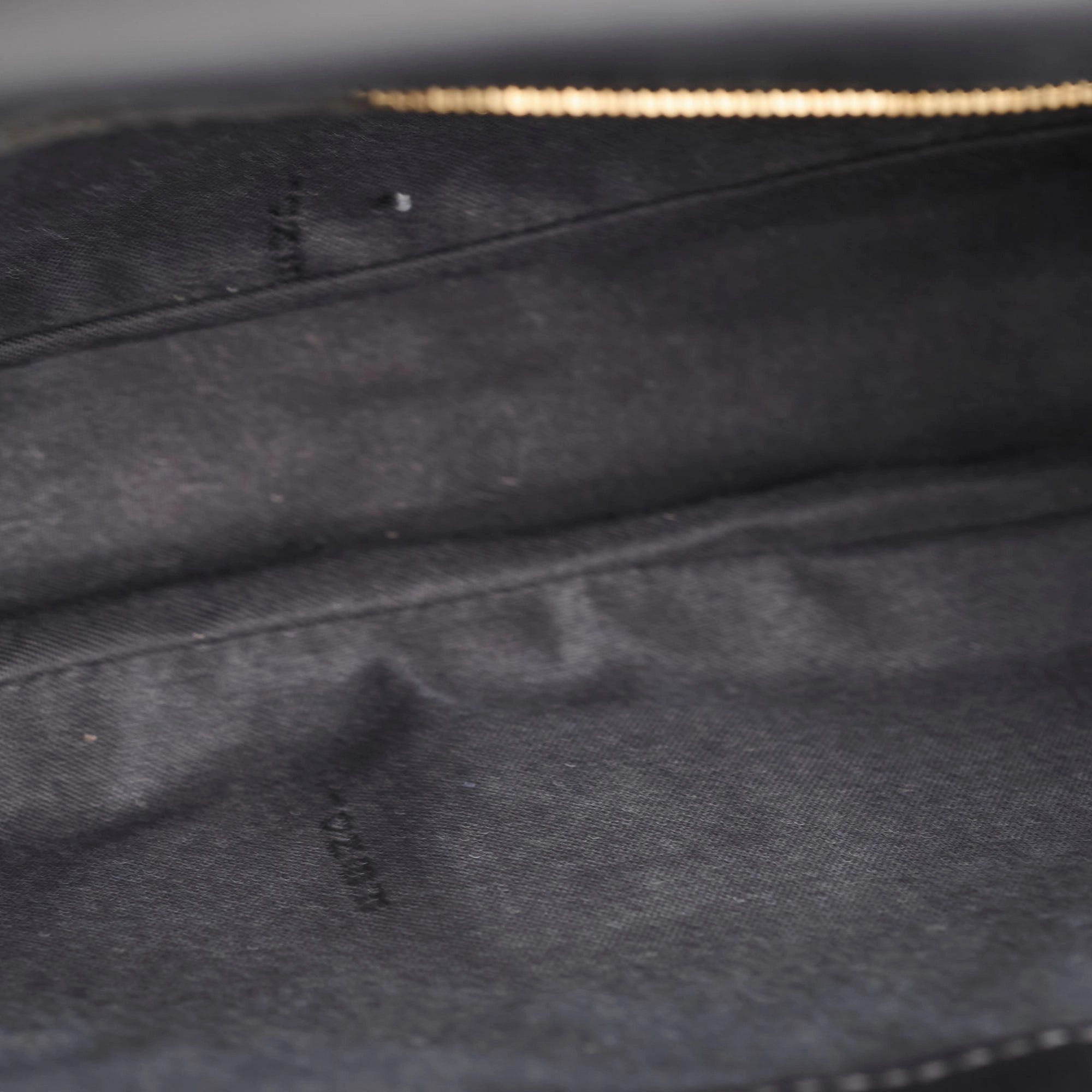 Fendi Baguette Medium Nappa Black