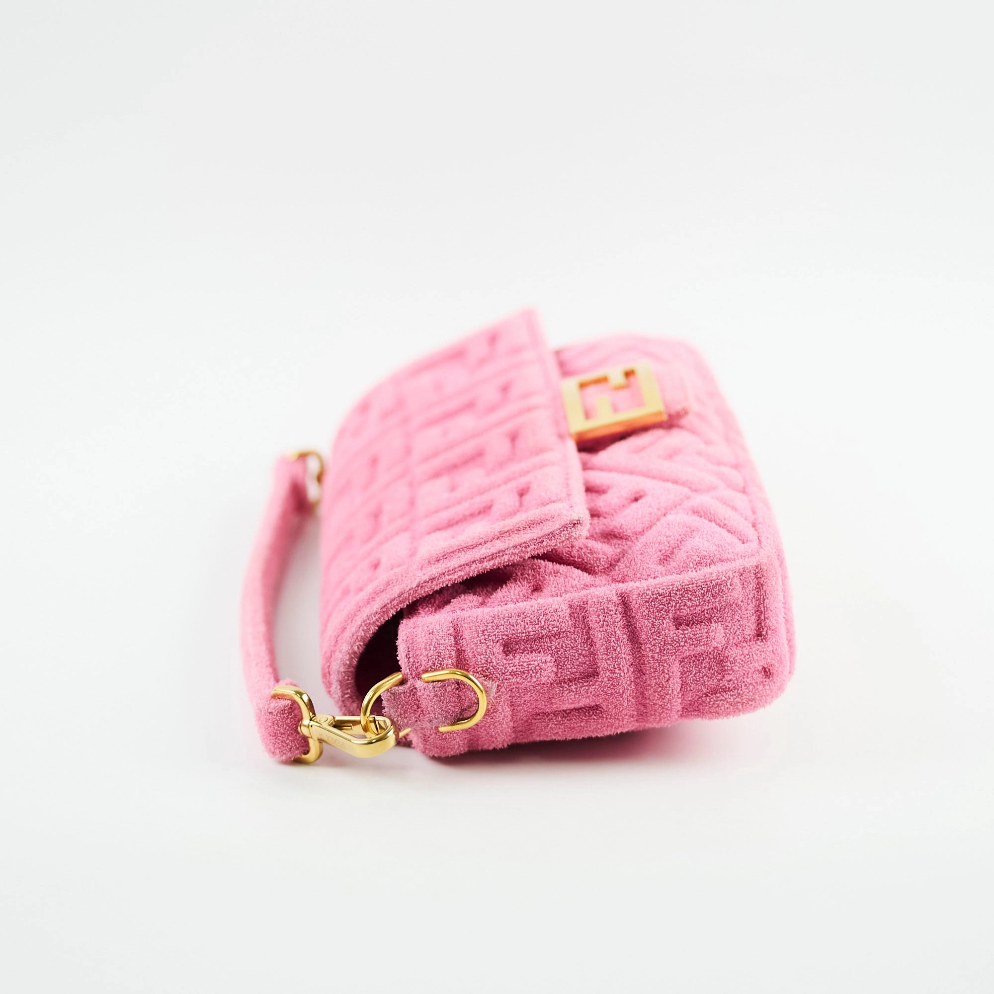 Fendi FF Baguette Medium Pink