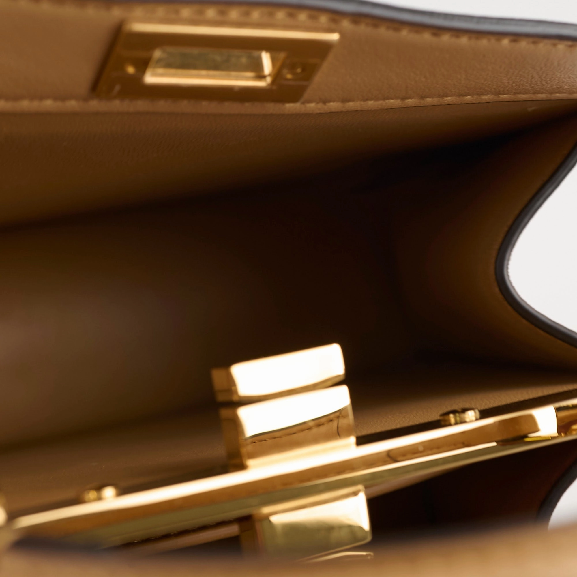 Fendi ISeeU Mini Peekaboo Beige