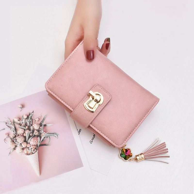Folding wallet woman